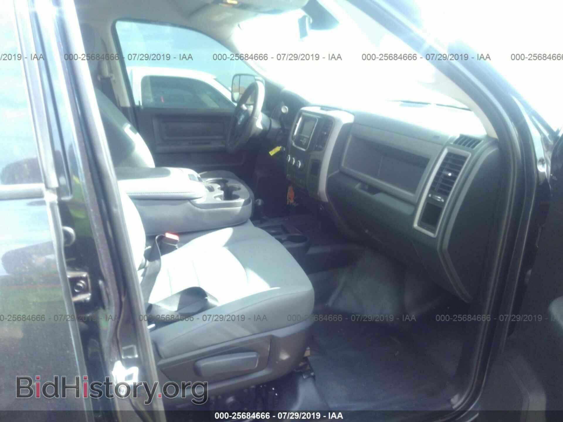 2016 RAM 2500 - VIN: 3C6TR5CT9GG147419 - Фото 5