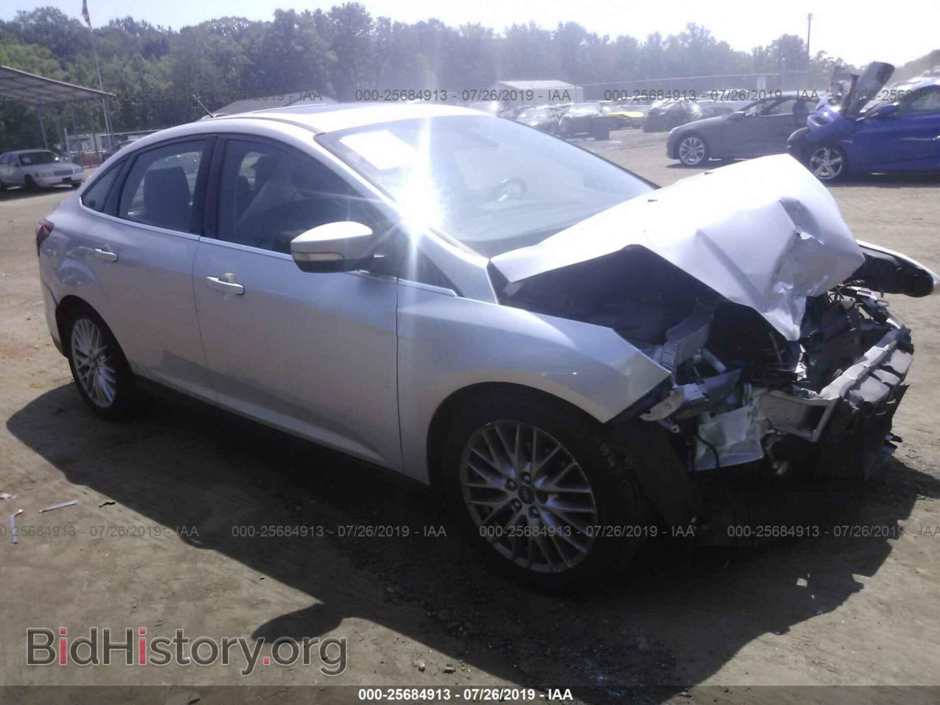 Photo 1FAHP3H23CL120664 - FORD FOCUS 2012