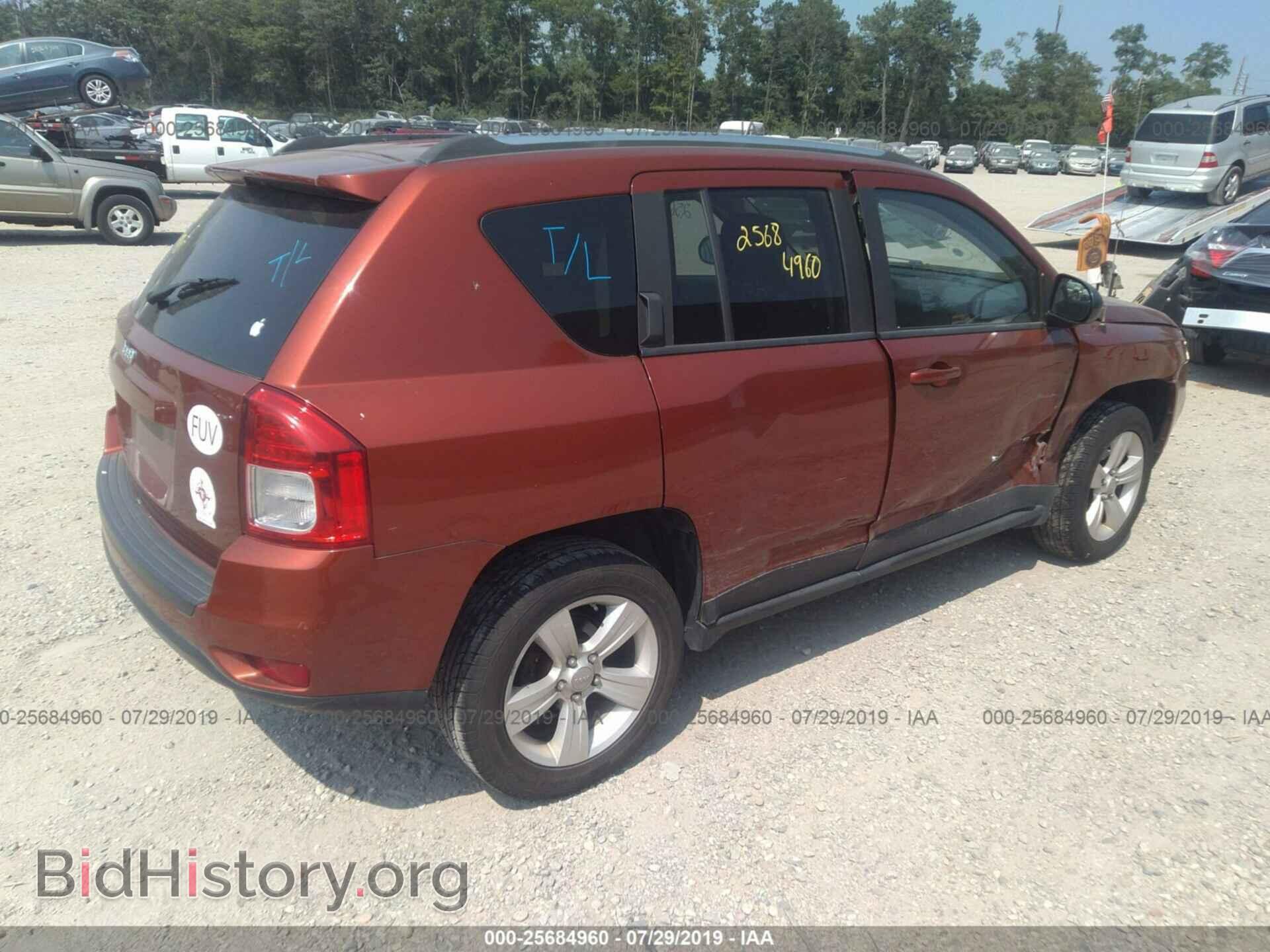 2012 JEEP COMPASS - VIN: 1C4NJDBB3CD590104 - Photo 4