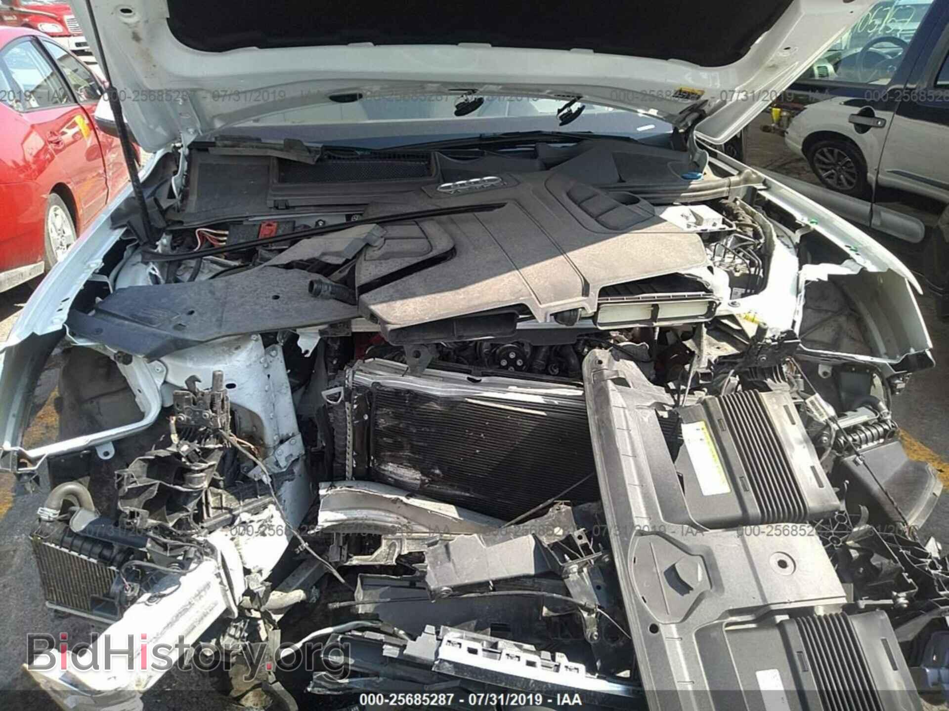 2018 AUDI Q7 - VIN: WA1VAAF70JD027877 - Фото 10
