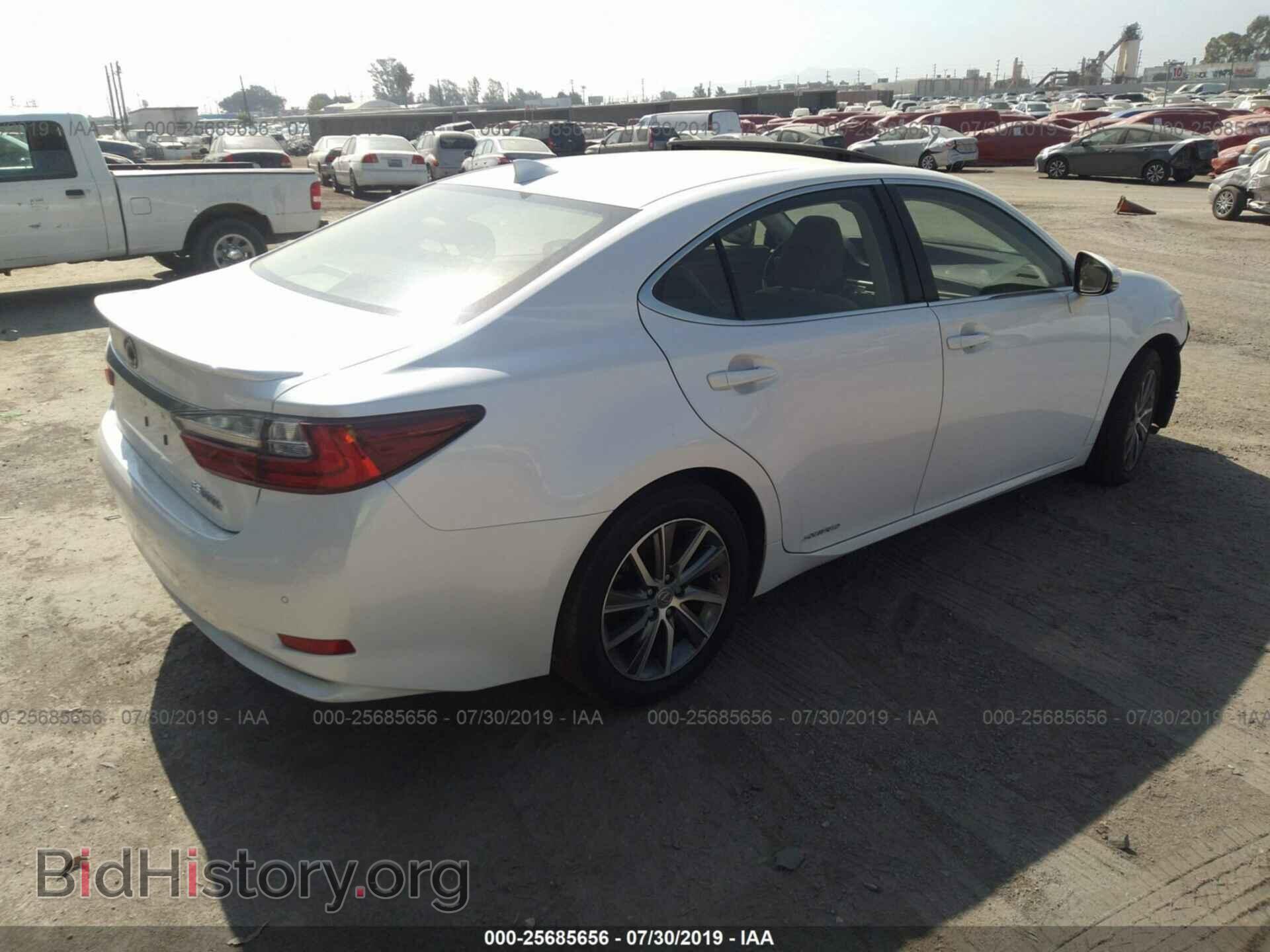 2016 LEXUS ES - VIN: JTHBW1GG7G2101162 - Фото 4