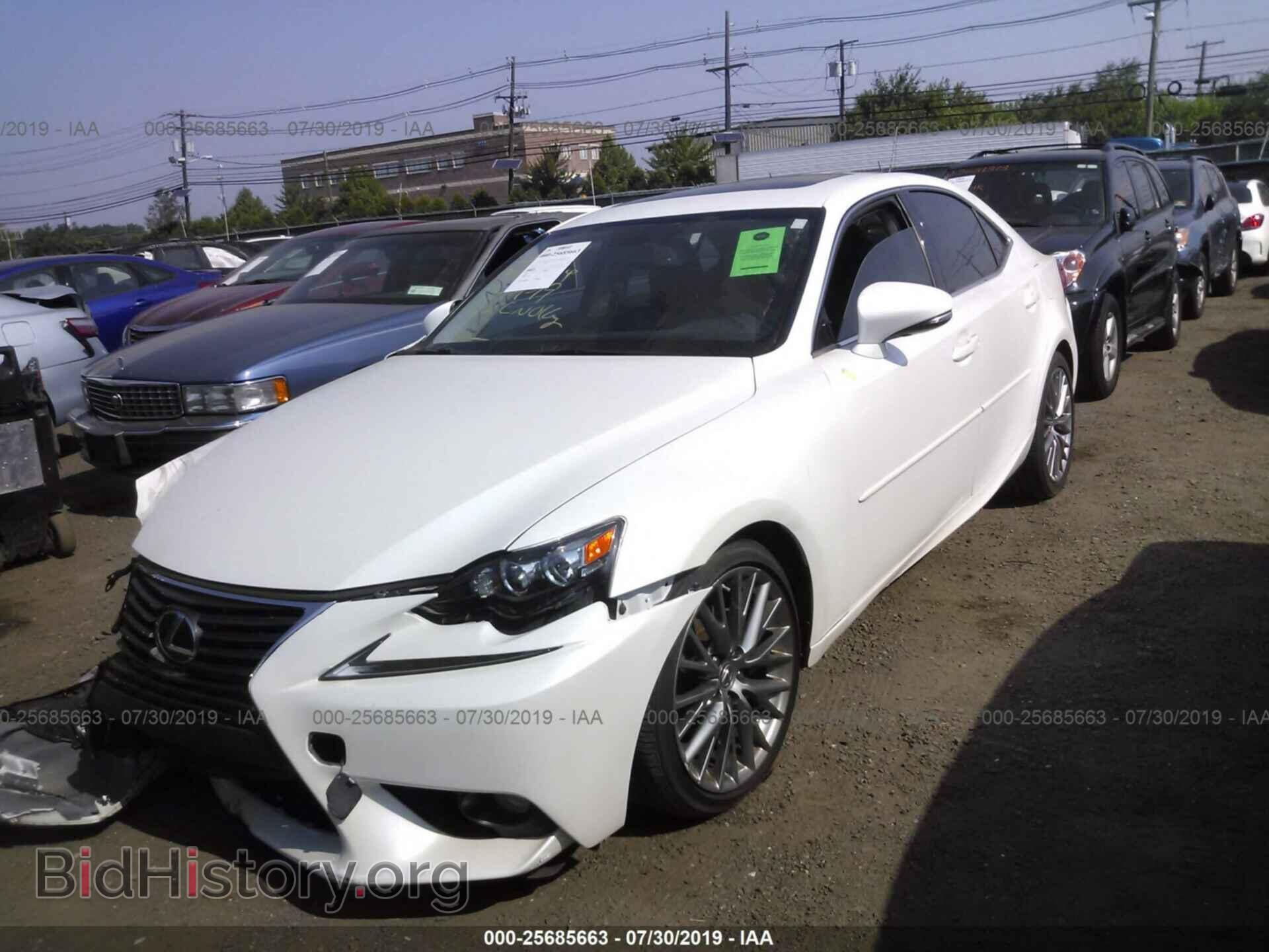 2014 LEXUS IS - VIN: JTHCF1D27E5013575 - Photo 2