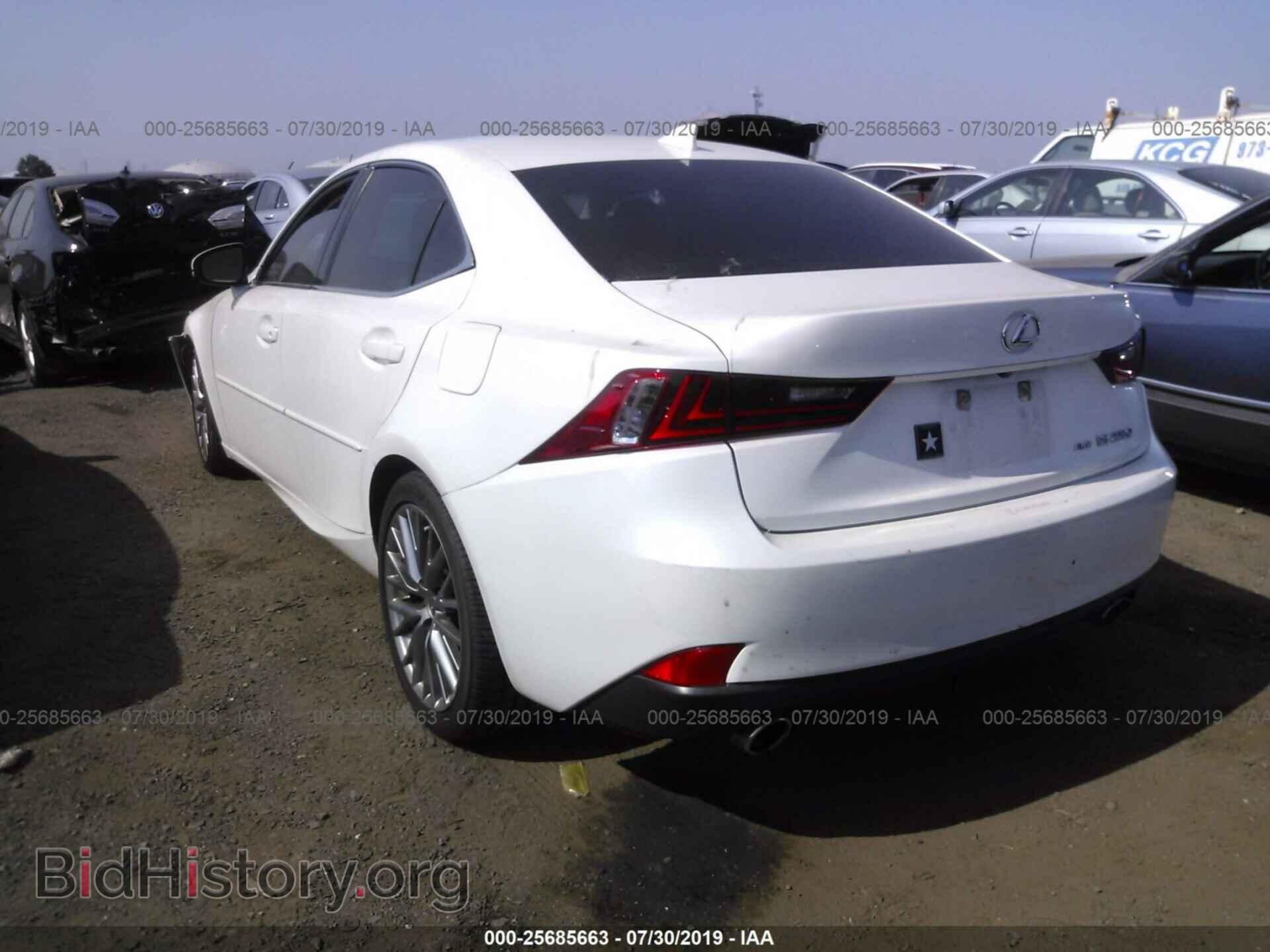2014 LEXUS IS - VIN: JTHCF1D27E5013575 - Photo 3