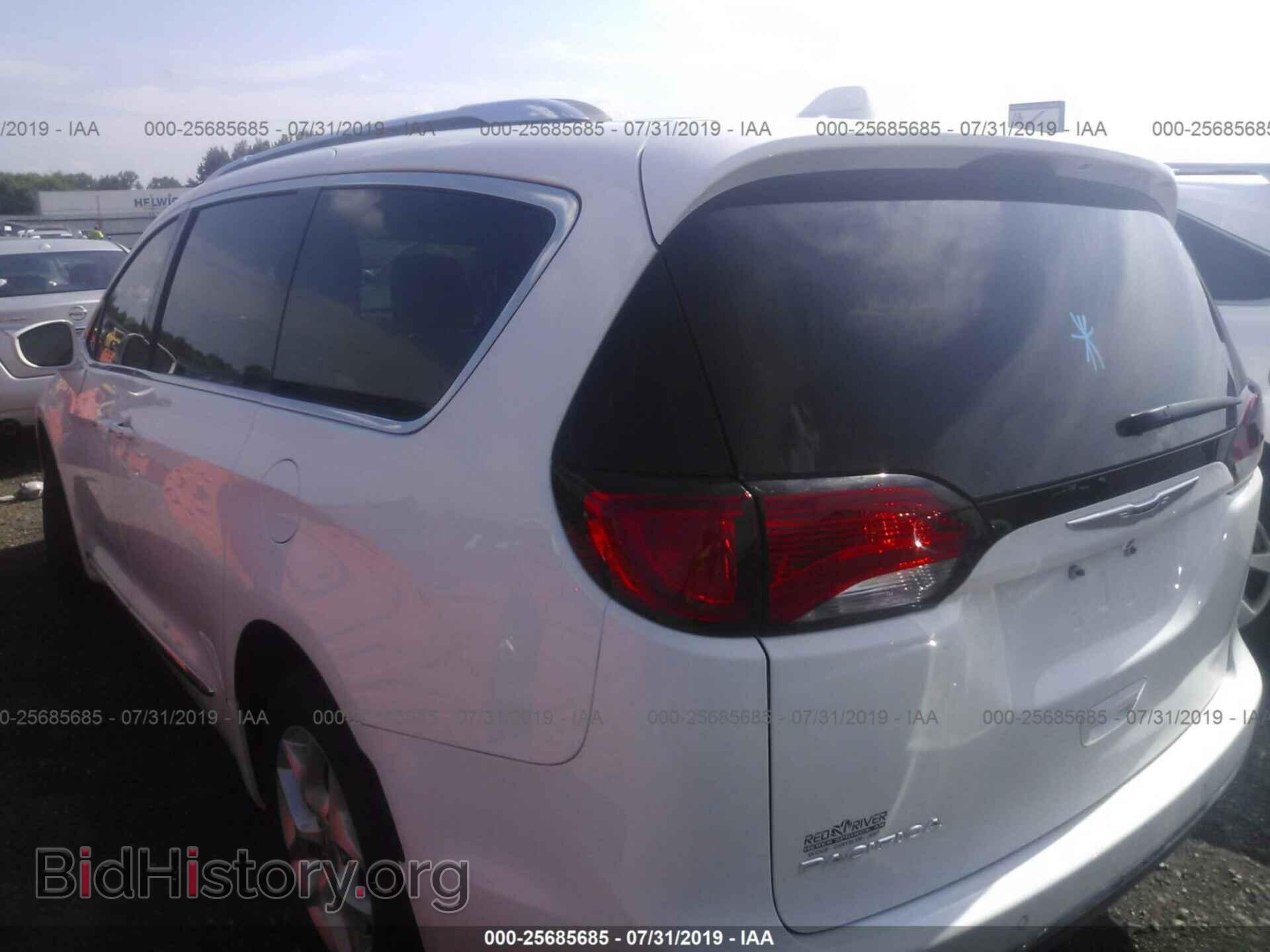 2017 CHRYSLER PACIFICA - VIN: 2C4RC1EG9HR578044 - Фото 3