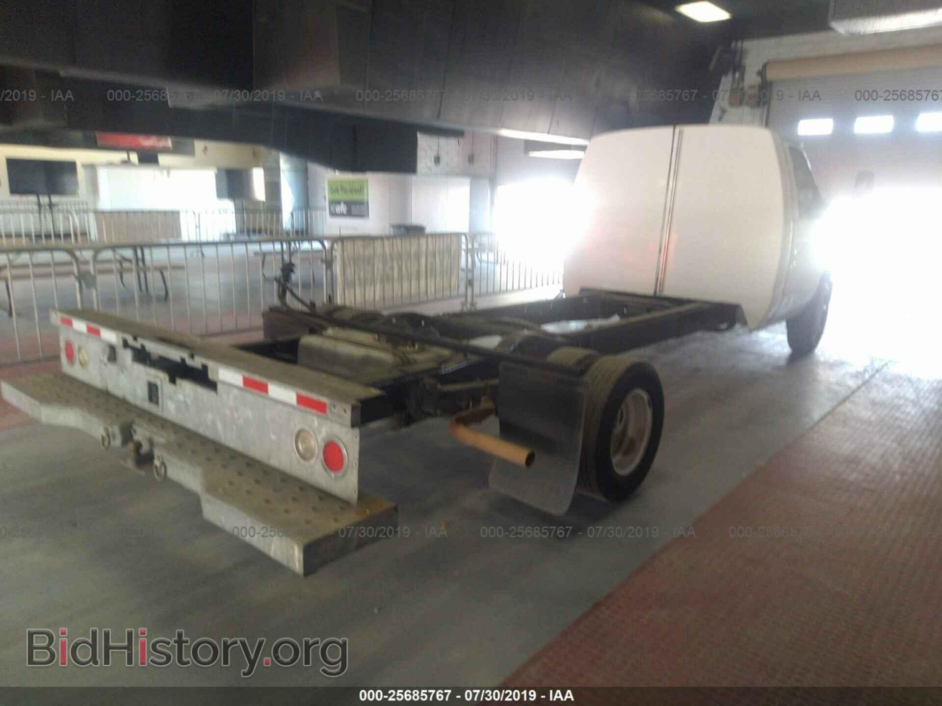 2009 FORD ECONOLINE - VIN: 1FDXE45S99DA70342 - Фото 4
