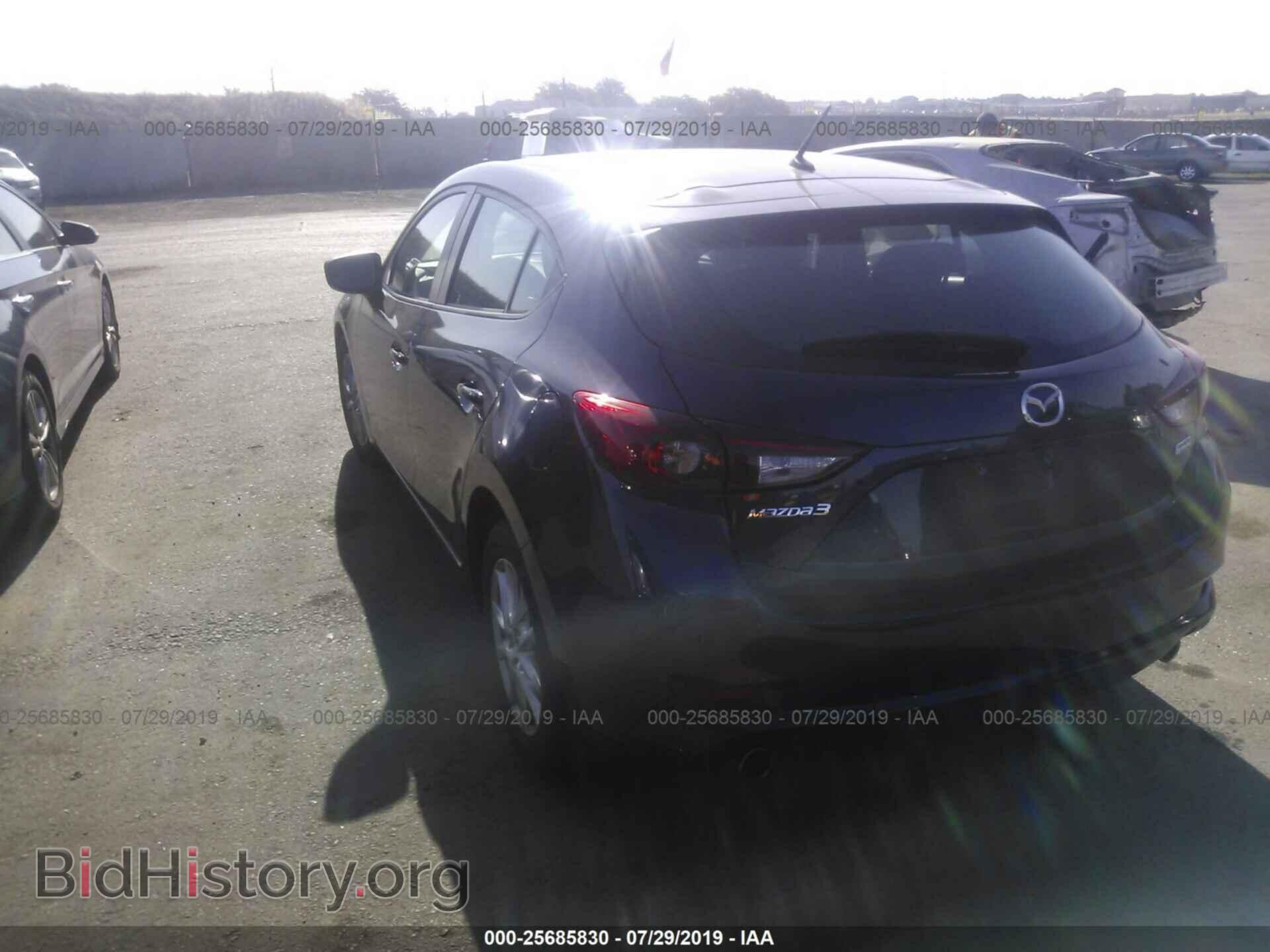 2018 MAZDA 3 - VIN: 3MZBN1K76JM204792 - Фото 3