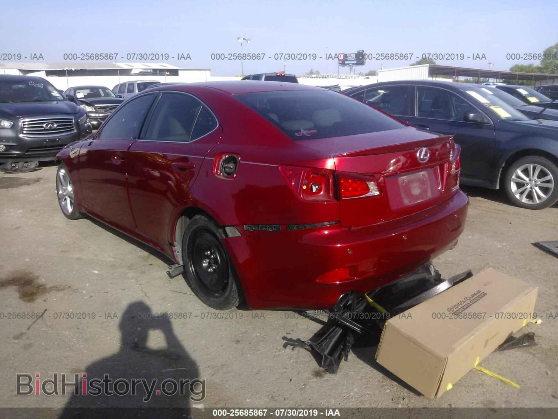 2011 LEXUS IS - VIN: JTHBF5C27B5149365 - Фото 3