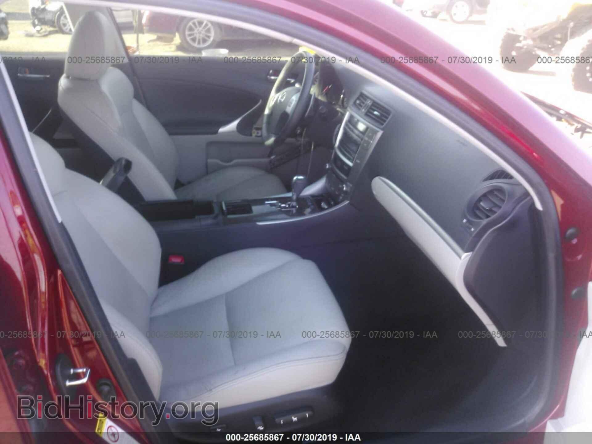 2011 LEXUS IS - VIN: JTHBF5C27B5149365 - Фото 5
