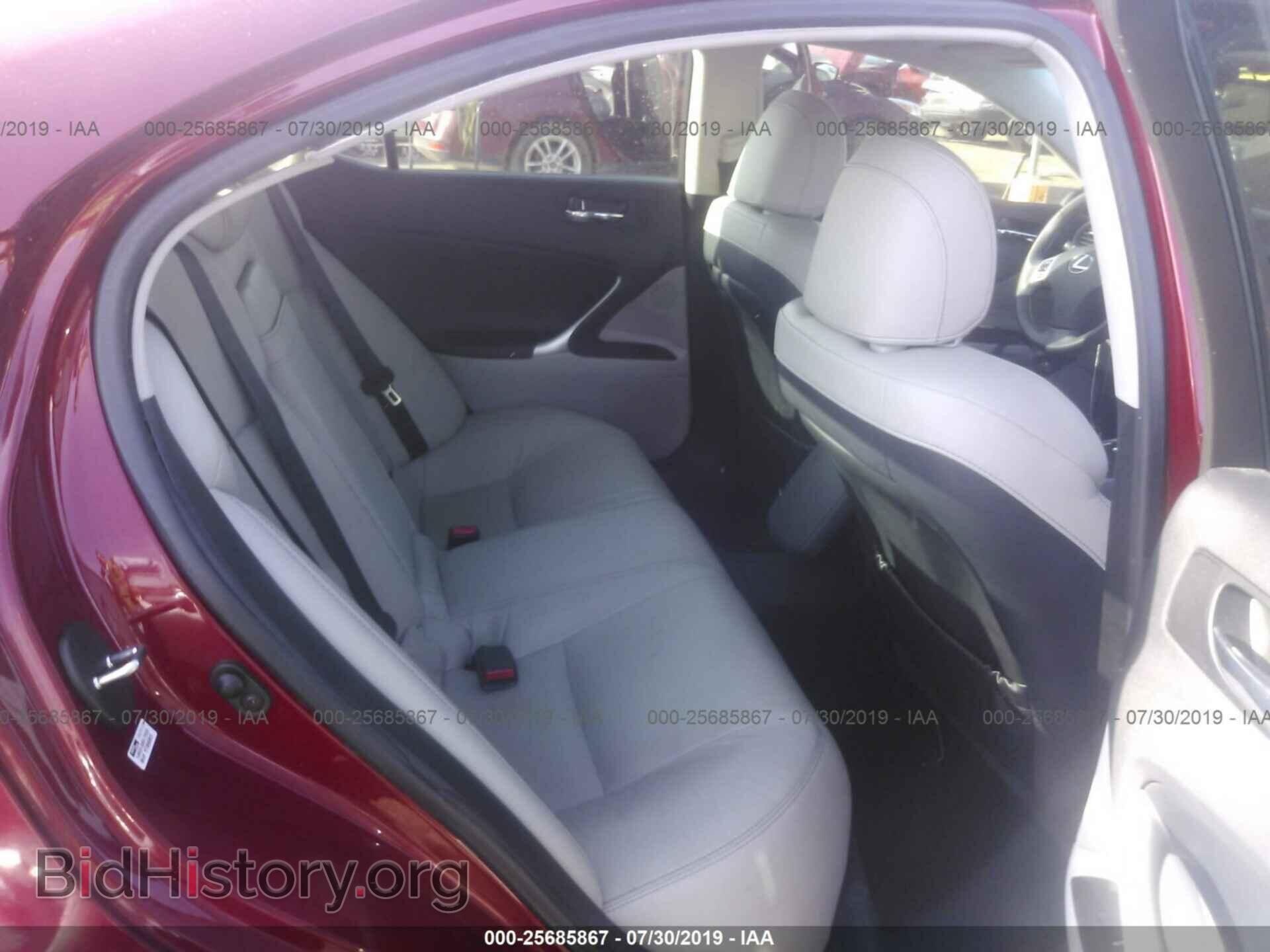 2011 LEXUS IS - VIN: JTHBF5C27B5149365 - Фото 8