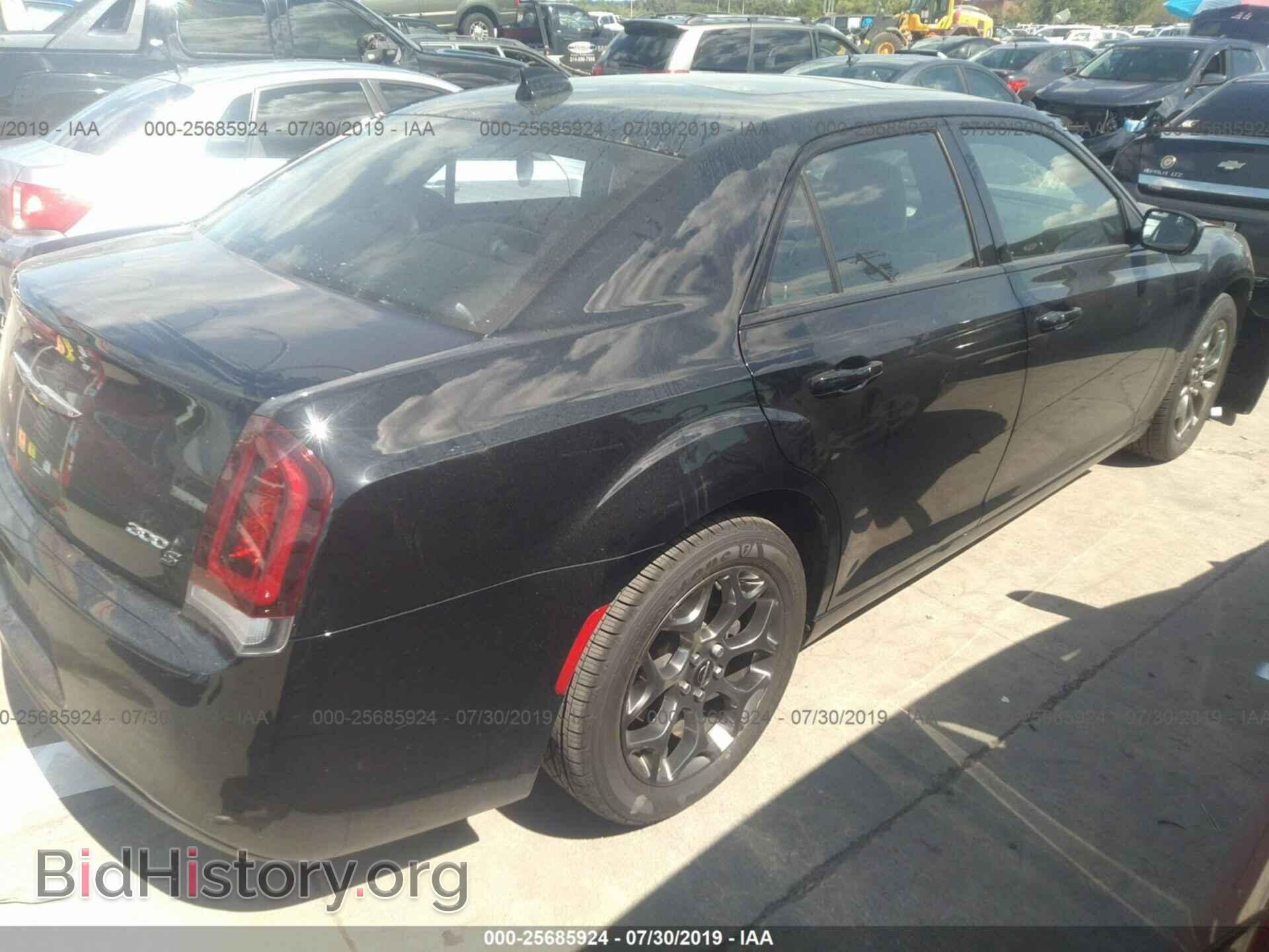2016 CHRYSLER 300 - VIN: 2C3CCAGGXGH253303 - Photo 4