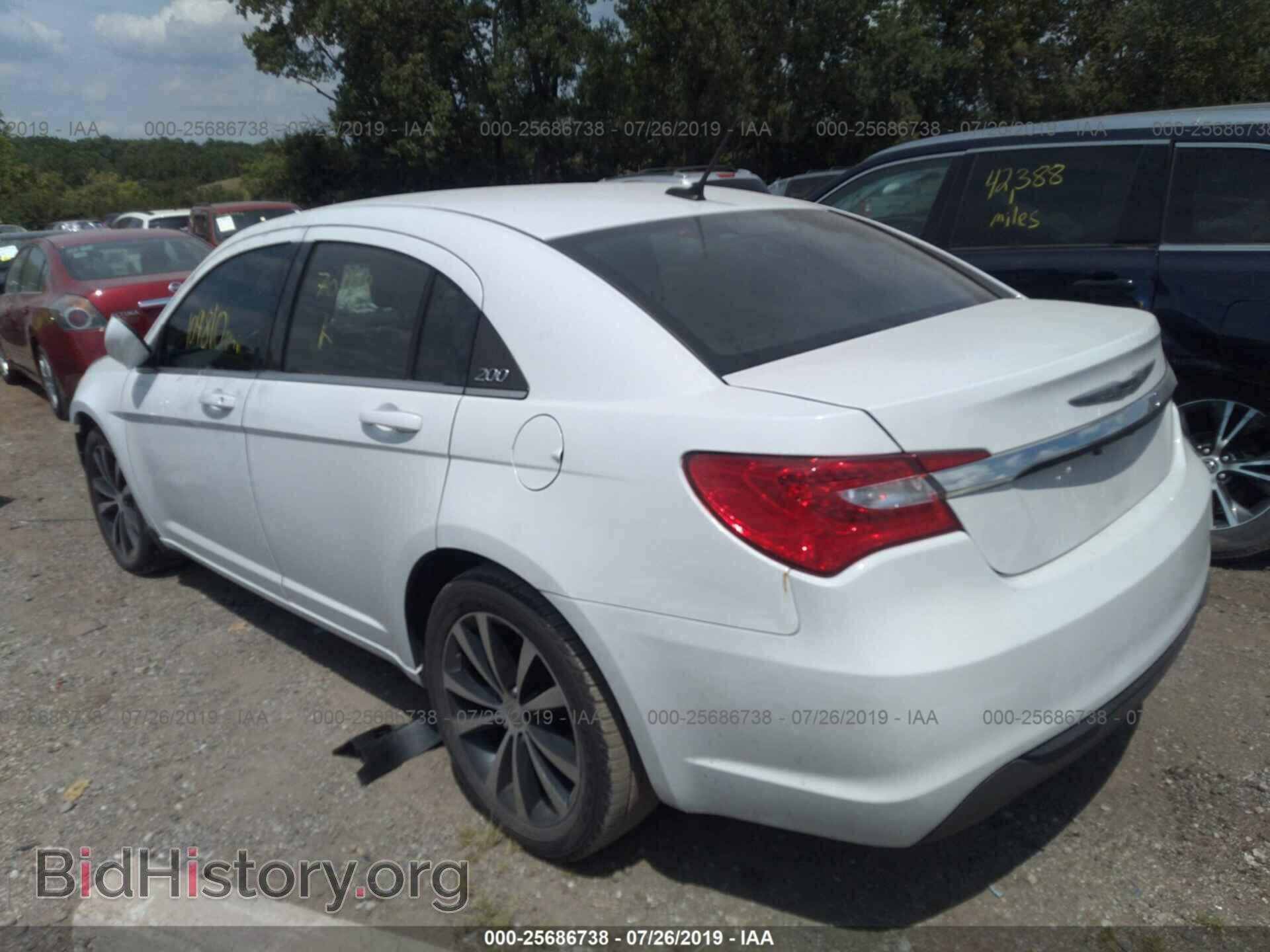 2013 CHRYSLER 200 - VIN: 1C3CCBBG5DN701138 - Photo 3