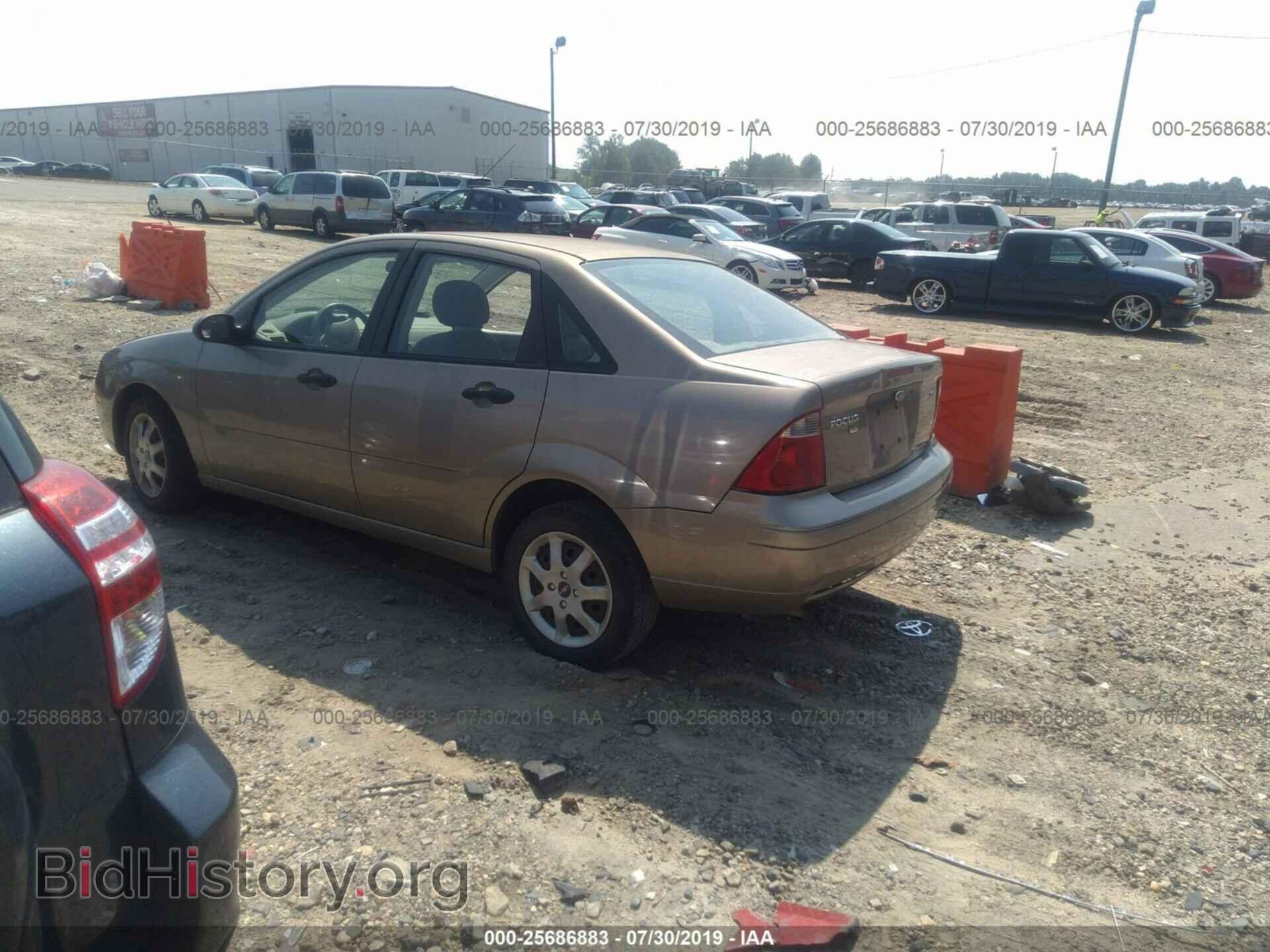 2005 FORD FOCUS - VIN: 1FAFP34N65W149567 - Фото 3
