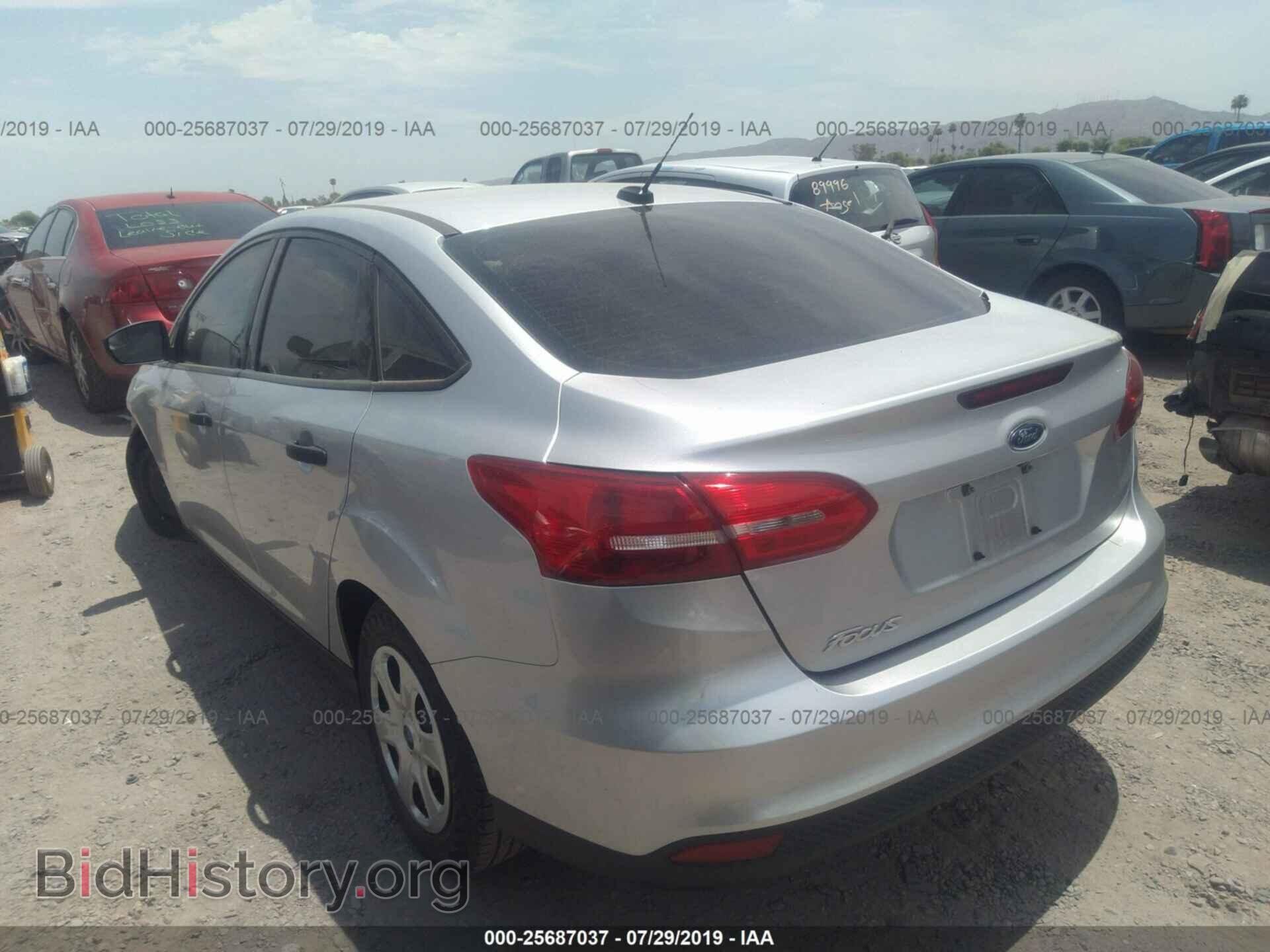 2017 FORD FOCUS - VIN: 1FADP3E26HL344117 - Фото 3