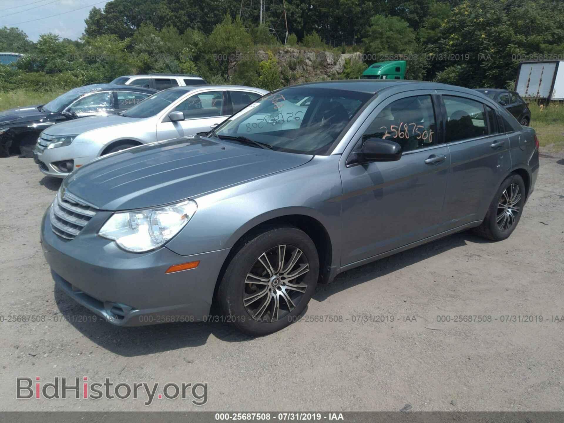2009 CHRYSLER SEBRING - VIN: 1C3LC46D79N565596 - Фото 2