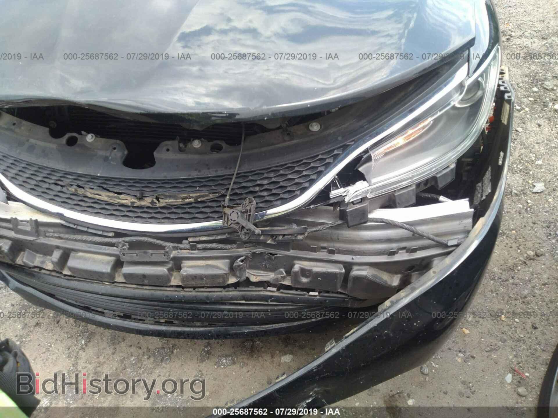 2016 CHRYSLER 200 - VIN: 1C3CCCFB7GN188645 - Photo 6