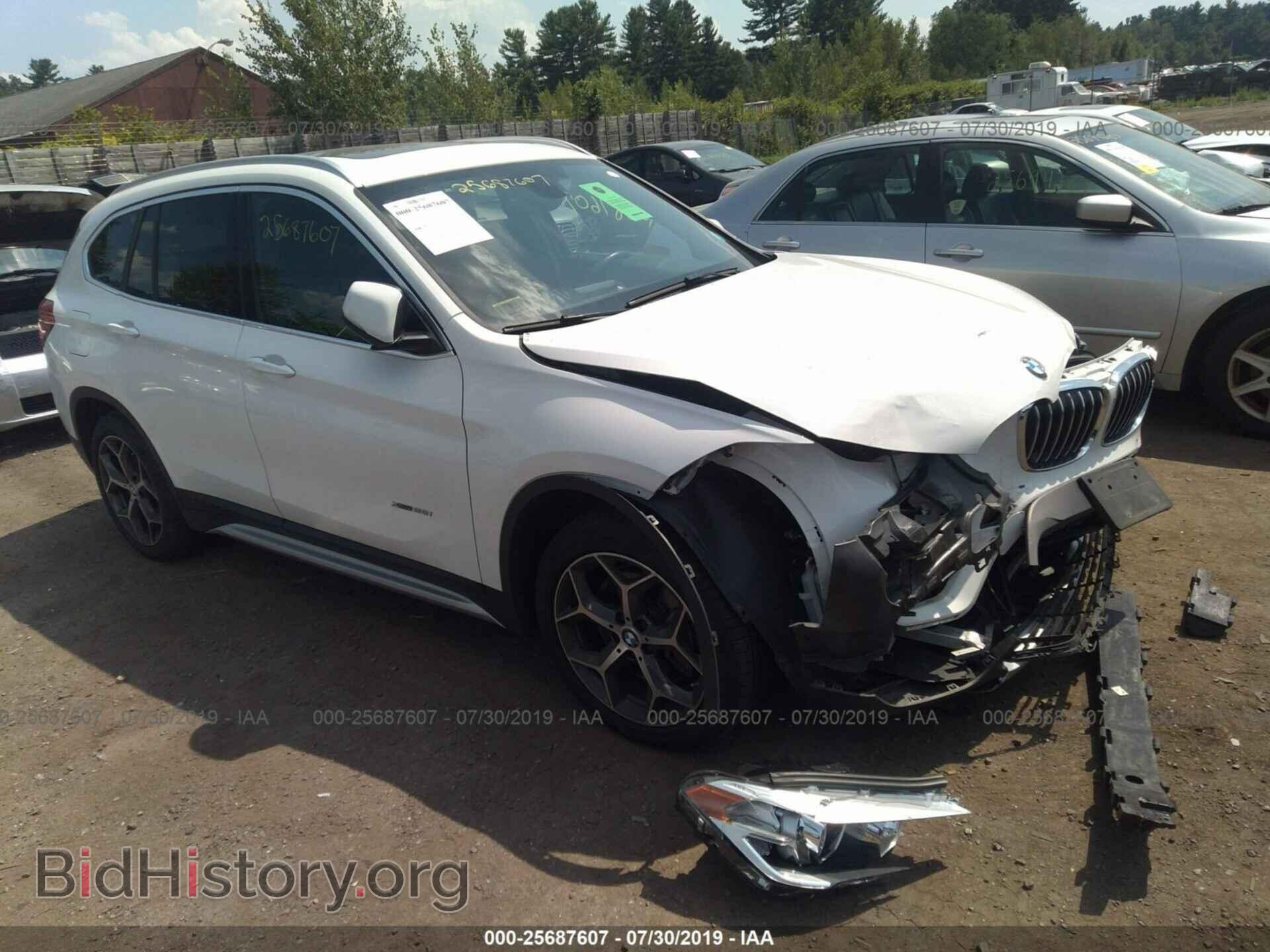Фотография WBXHT3C39GP885563 - BMW X1 2016