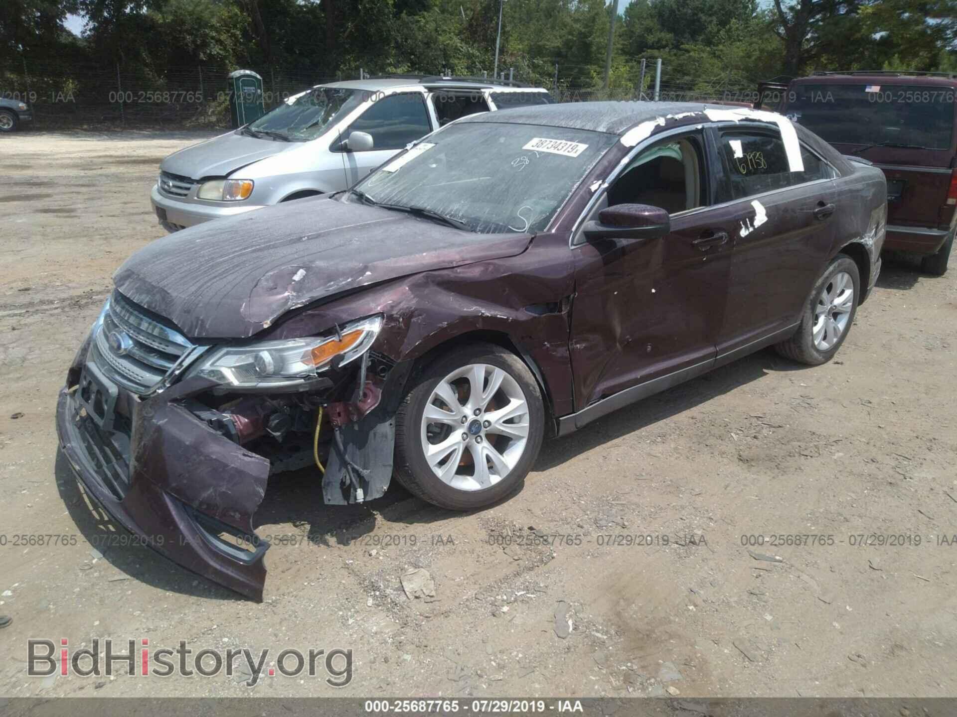 2011 FORD TAURUS - VIN: 1FAHP2EW5BG183581 - Фото 2