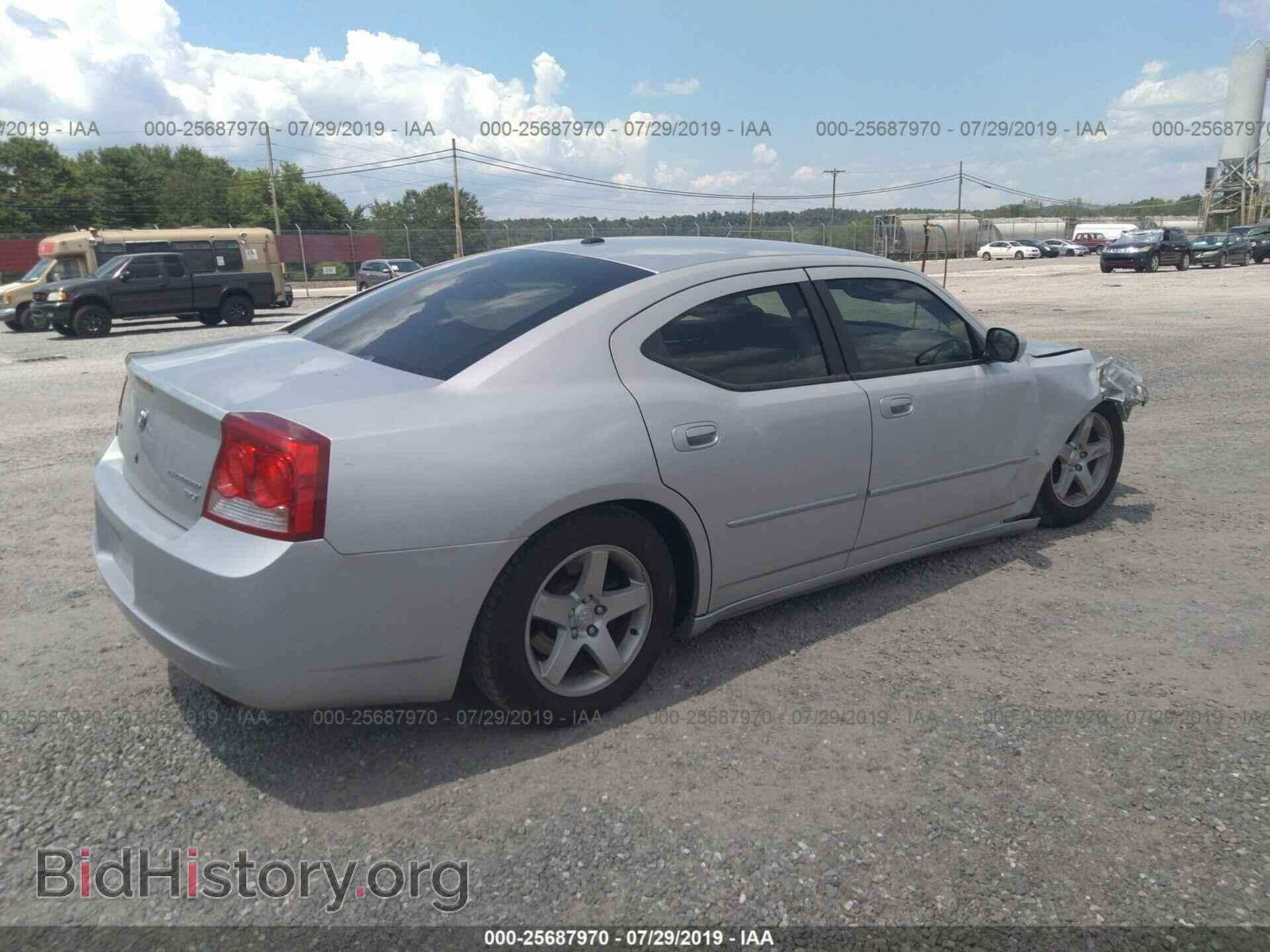 2010 DODGE CHARGER - VIN: 2B3CA3CV9AH184971 - Фото 4