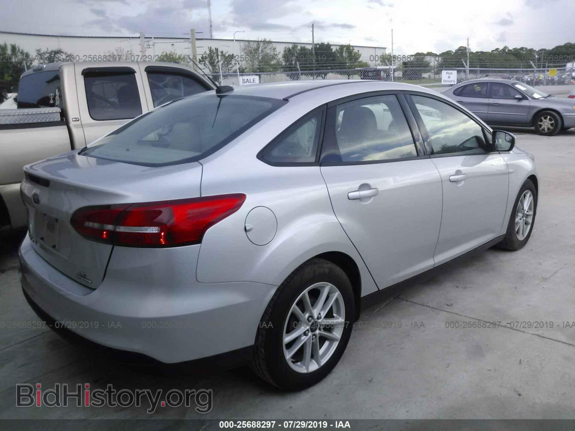 2015 FORD FOCUS - VIN: 1FADP3F22FL366238 - Photo 4