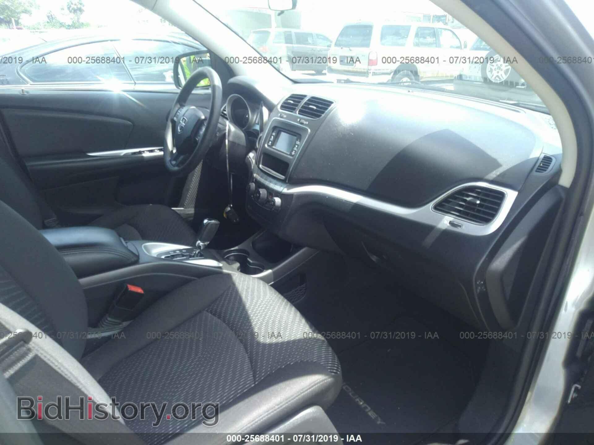 2017 DODGE JOURNEY - VIN: 3C4PDCBG6HT589813 - Фото 5