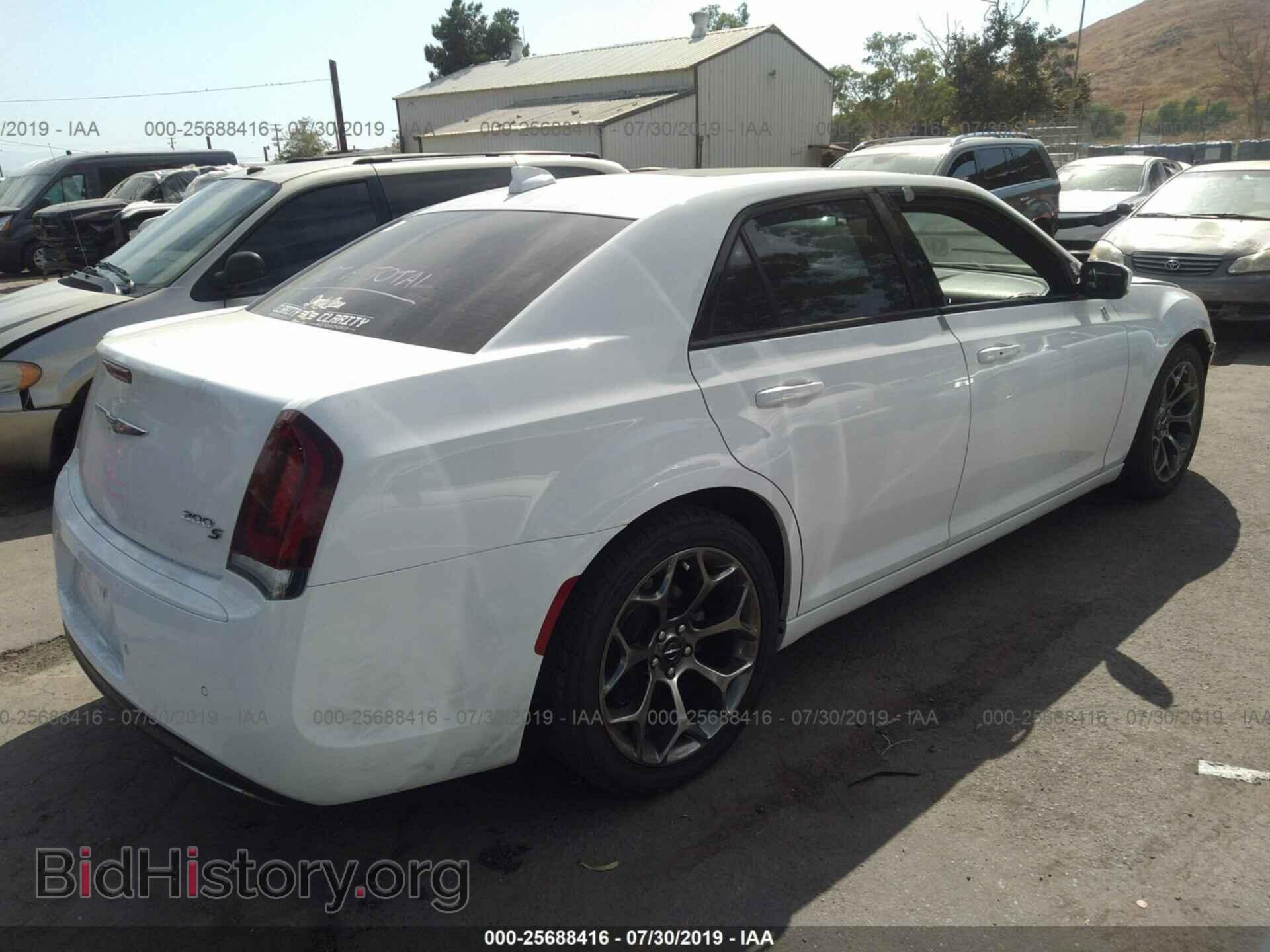 2017 CHRYSLER 300 - VIN: 2C3CCABG2HH577323 - Photo 4
