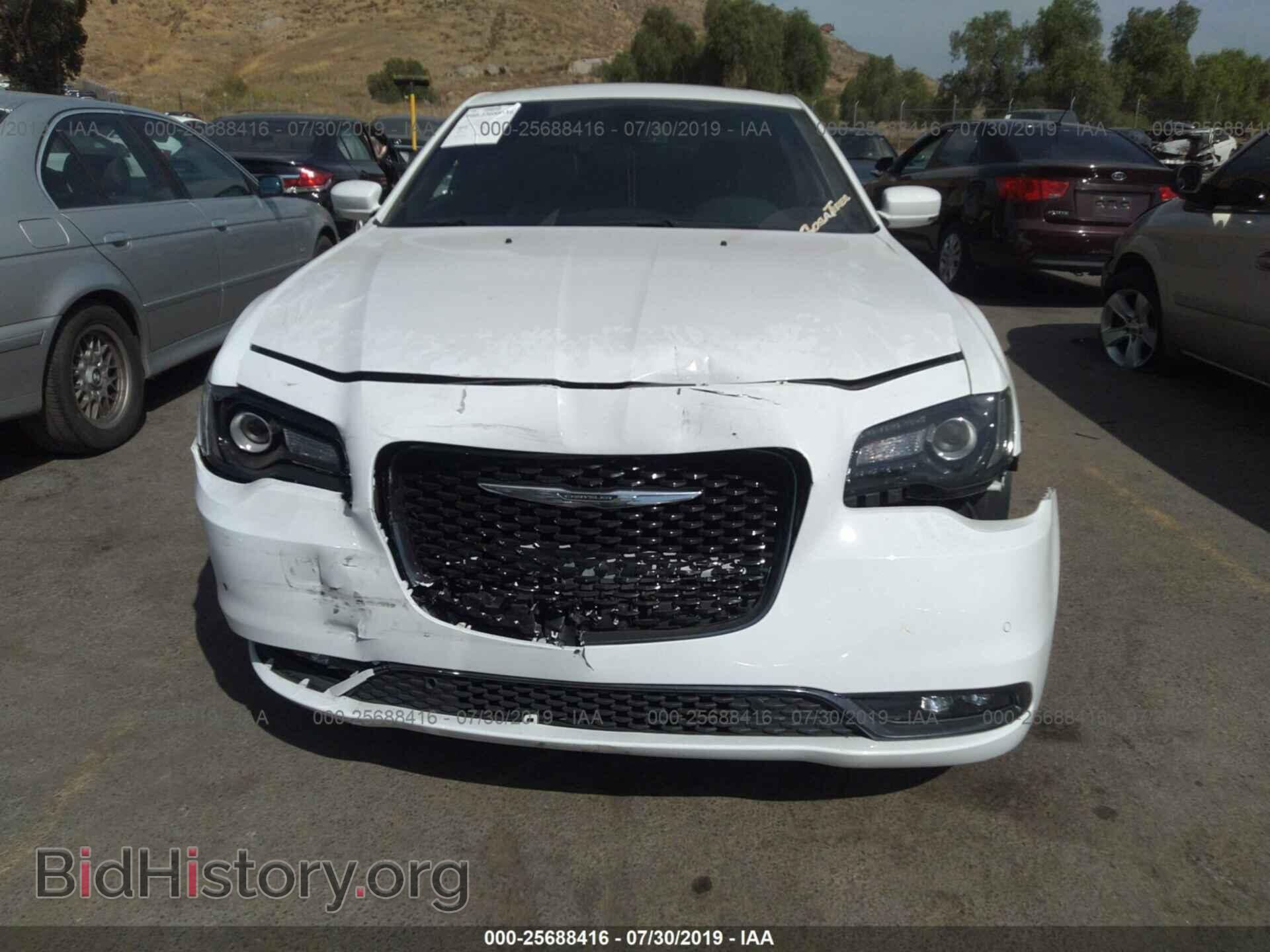 2017 CHRYSLER 300 - VIN: 2C3CCABG2HH577323 - Photo 6