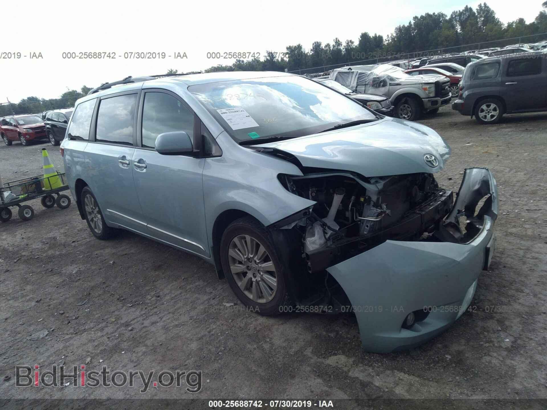 Photo 5TDDK3DCXFS102574 - TOYOTA SIENNA 2015