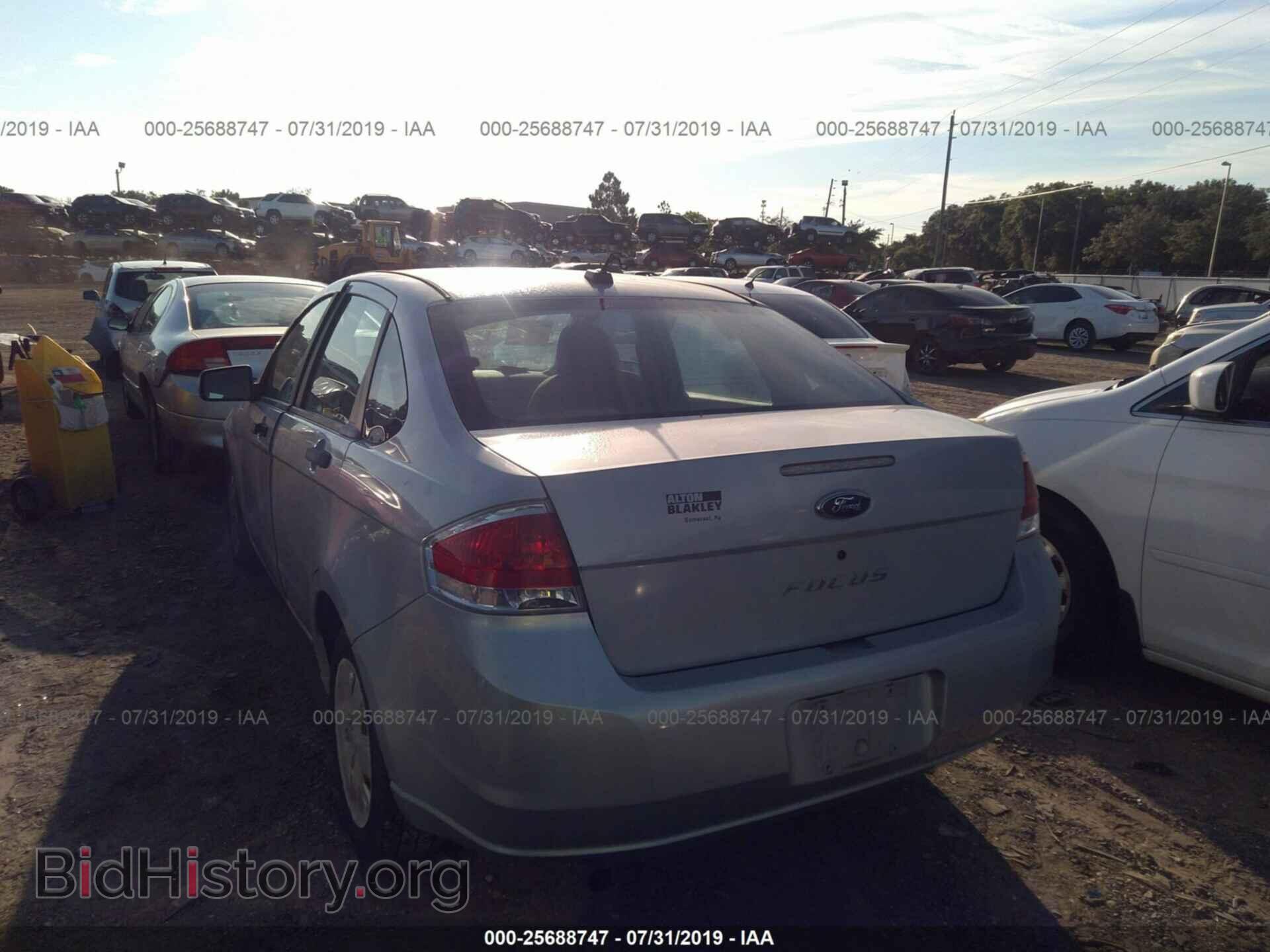 2008 FORD FOCUS - VIN: 1FAHP34N18W126372 - Фото 3
