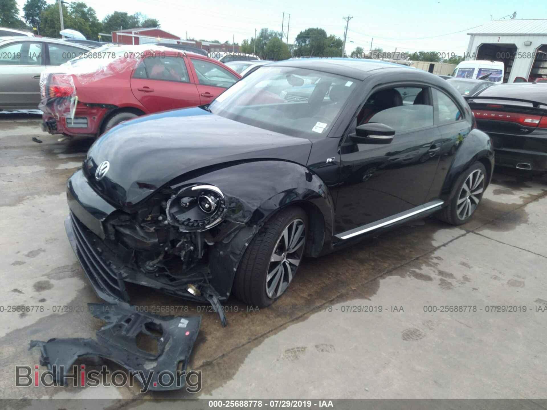 2014 VOLKSWAGEN BEETLE - VIN: 3VWVT7AT8EM643390 - Фото 2