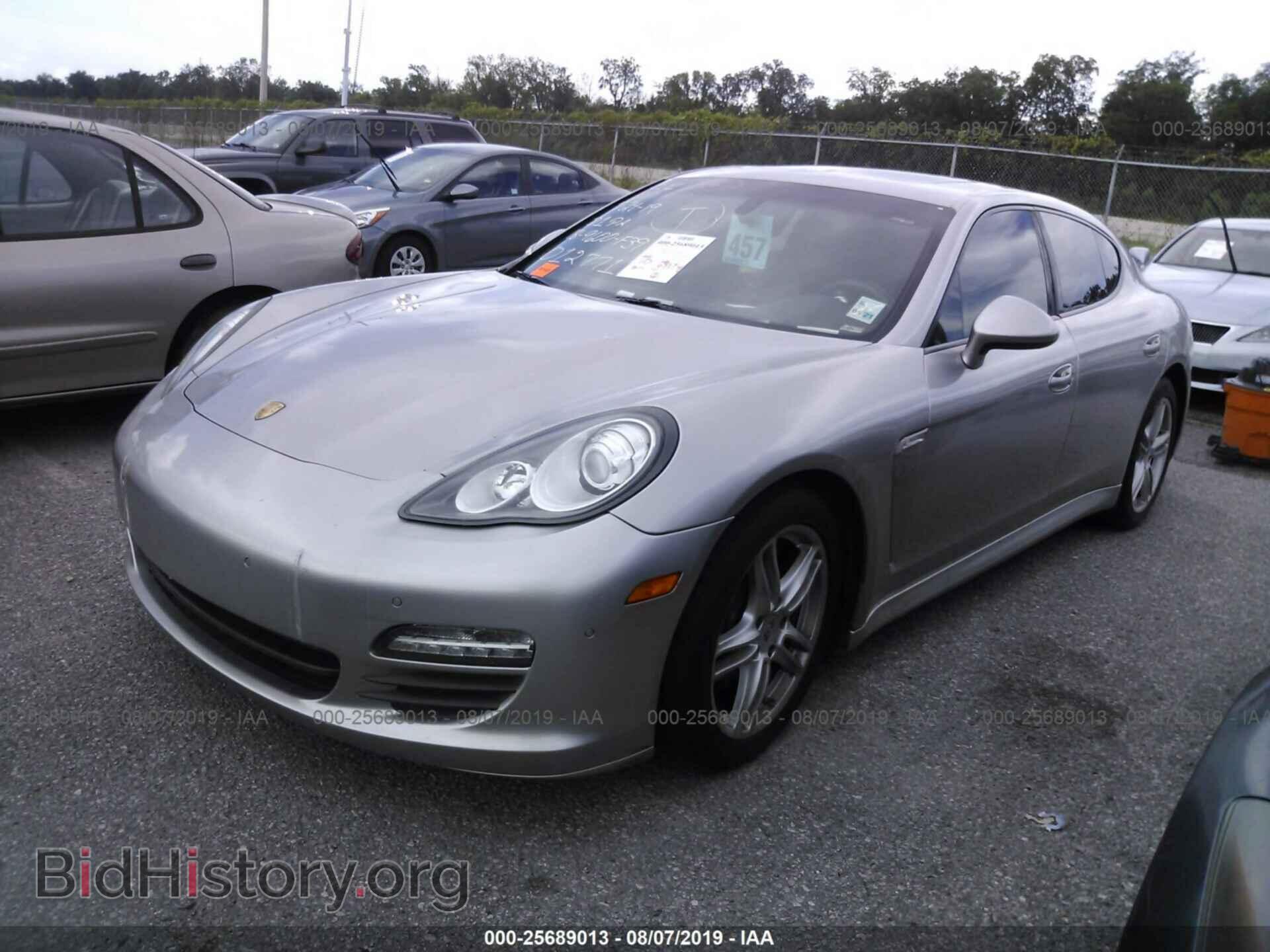 2011 PORSCHE PANAMERA - VIN: WP0AA2A77BL012771 - Photo 2