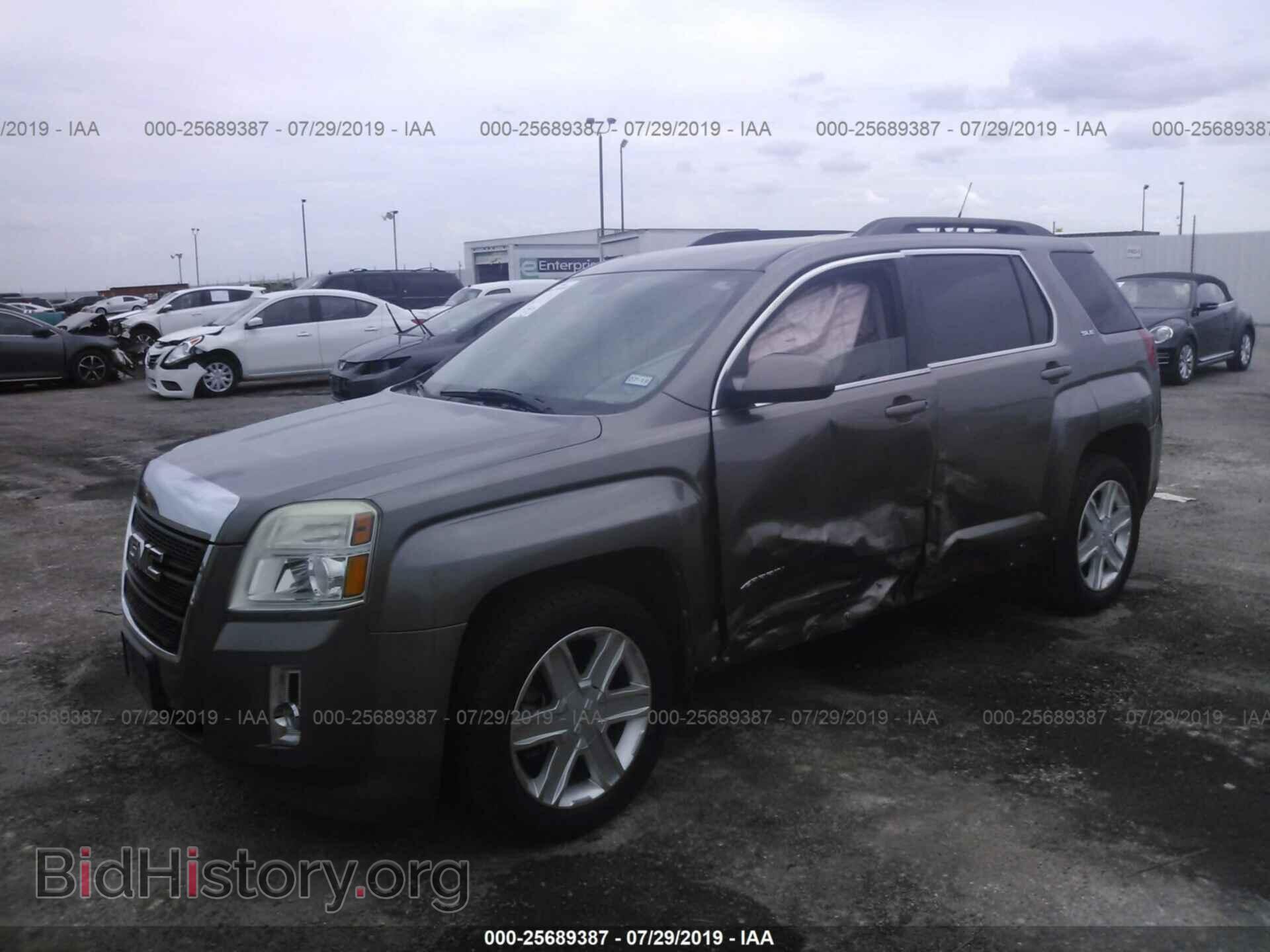 2011 GMC TERRAIN - VIN: 2CTFLSE50B6392204 - Photo 2
