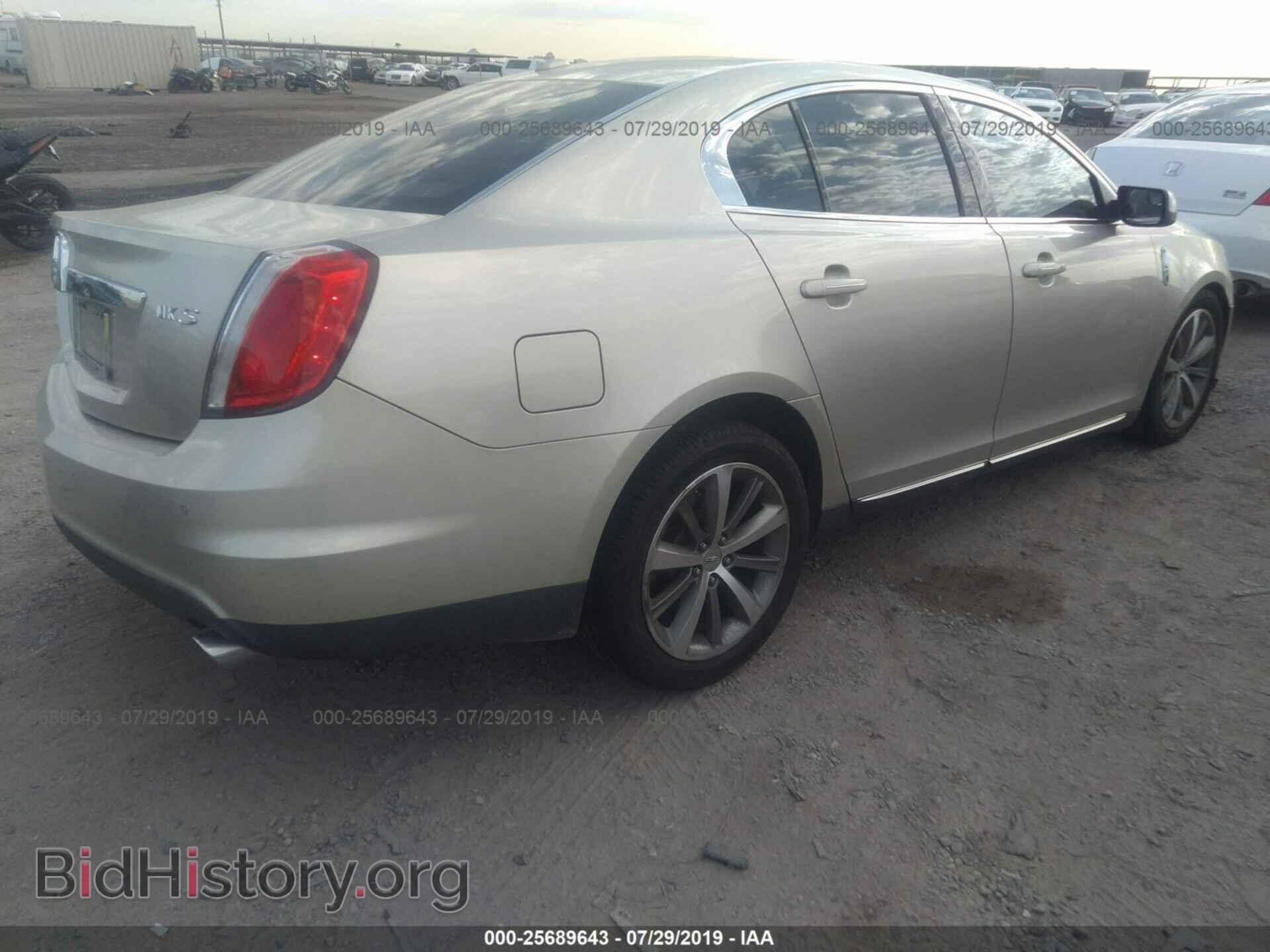 2011 LINCOLN MKS - VIN: 1LNHL9DR2BG605263 - Фото 4