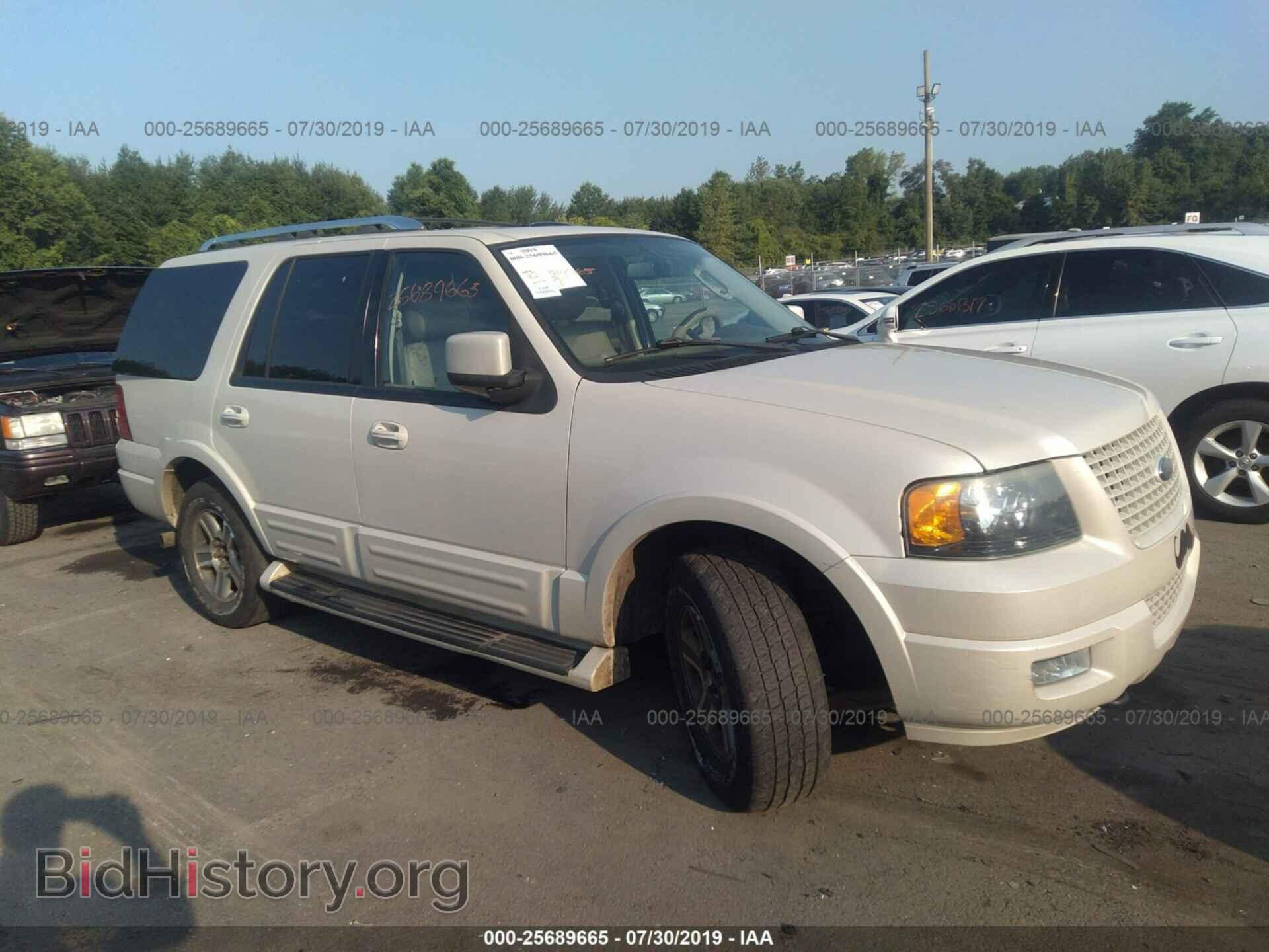 Фотография 1FMFU20526LA08366 - FORD EXPEDITION 2006