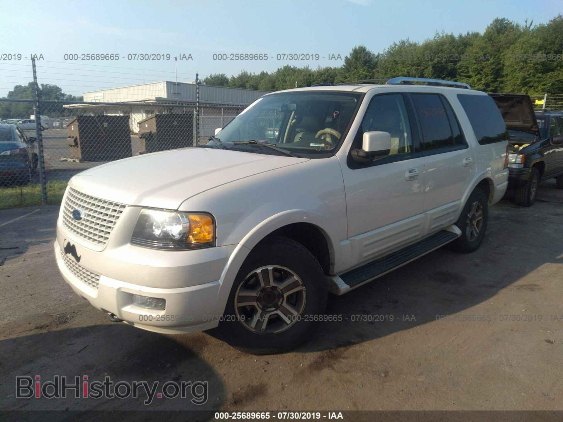 2006 FORD EXPEDITION - VIN: 1FMFU20526LA08366 - Фото 2