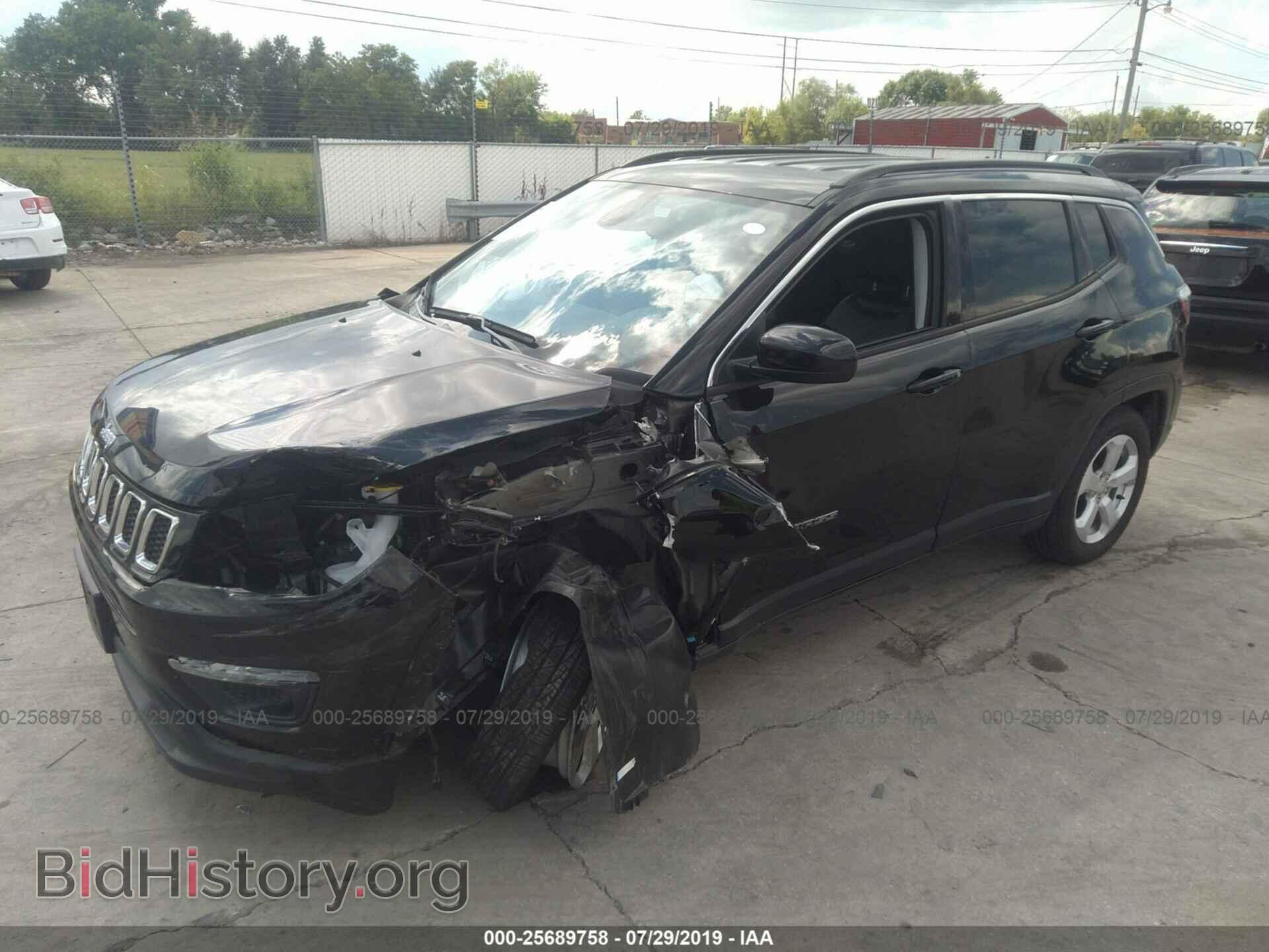 2018 JEEP COMPASS - VIN: 3C4NJCBB5JT466322 - Фото 2
