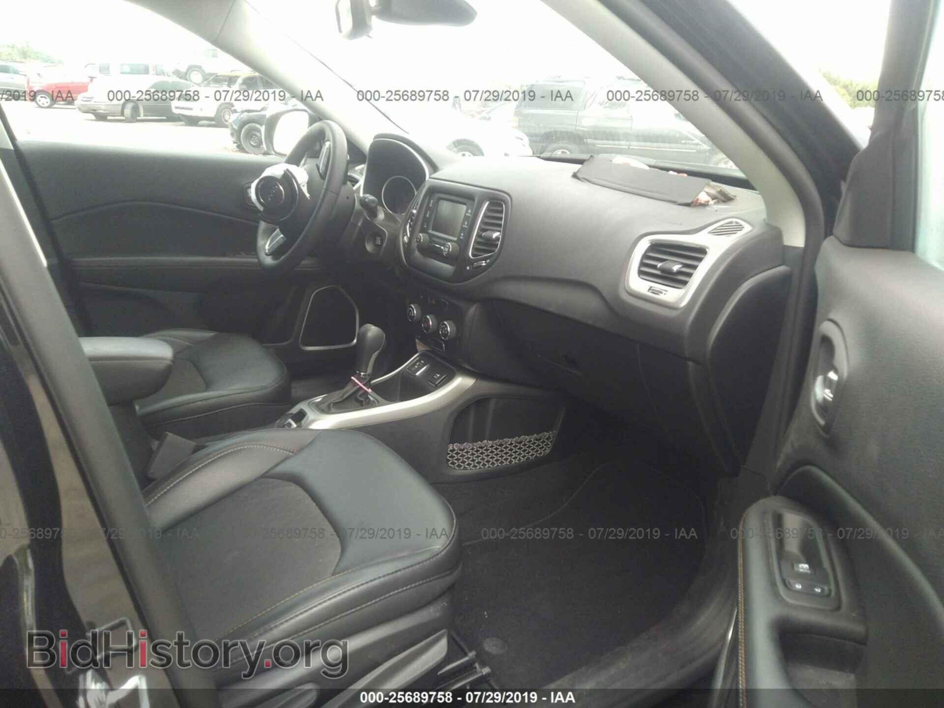 2018 JEEP COMPASS - VIN: 3C4NJCBB5JT466322 - Фото 5