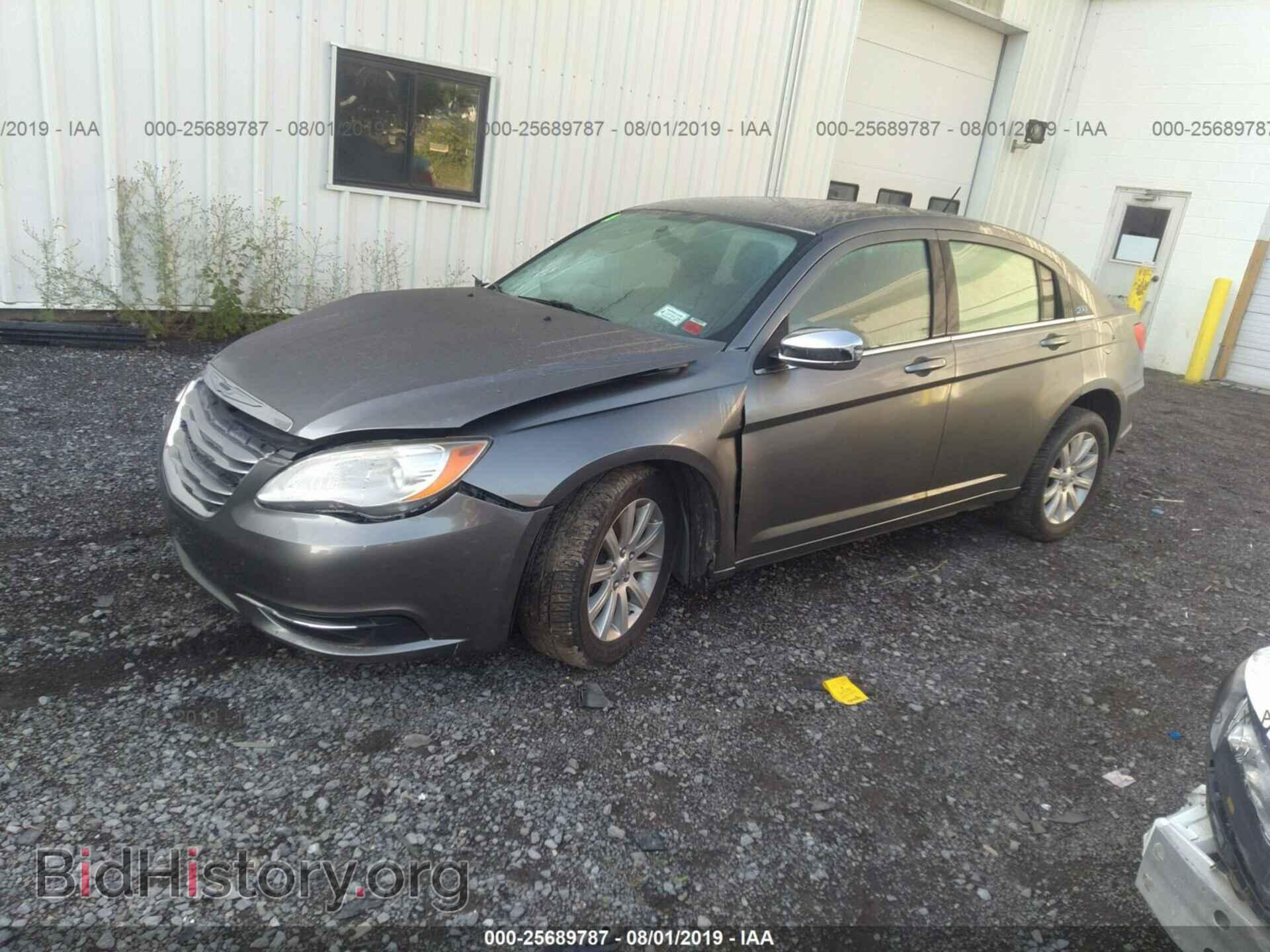 2013 CHRYSLER 200 - VIN: 1C3CCBBB9DN600687 - Photo 2