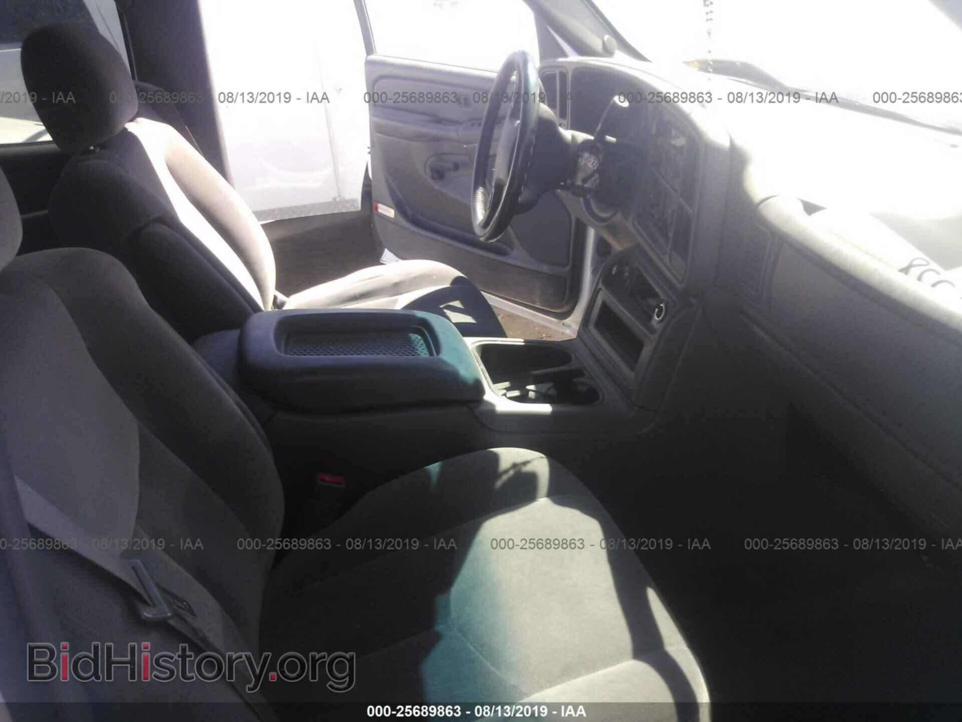 2005 GMC NEW SIERRA - VIN: 2GTEC13T651108580 - Фото 5