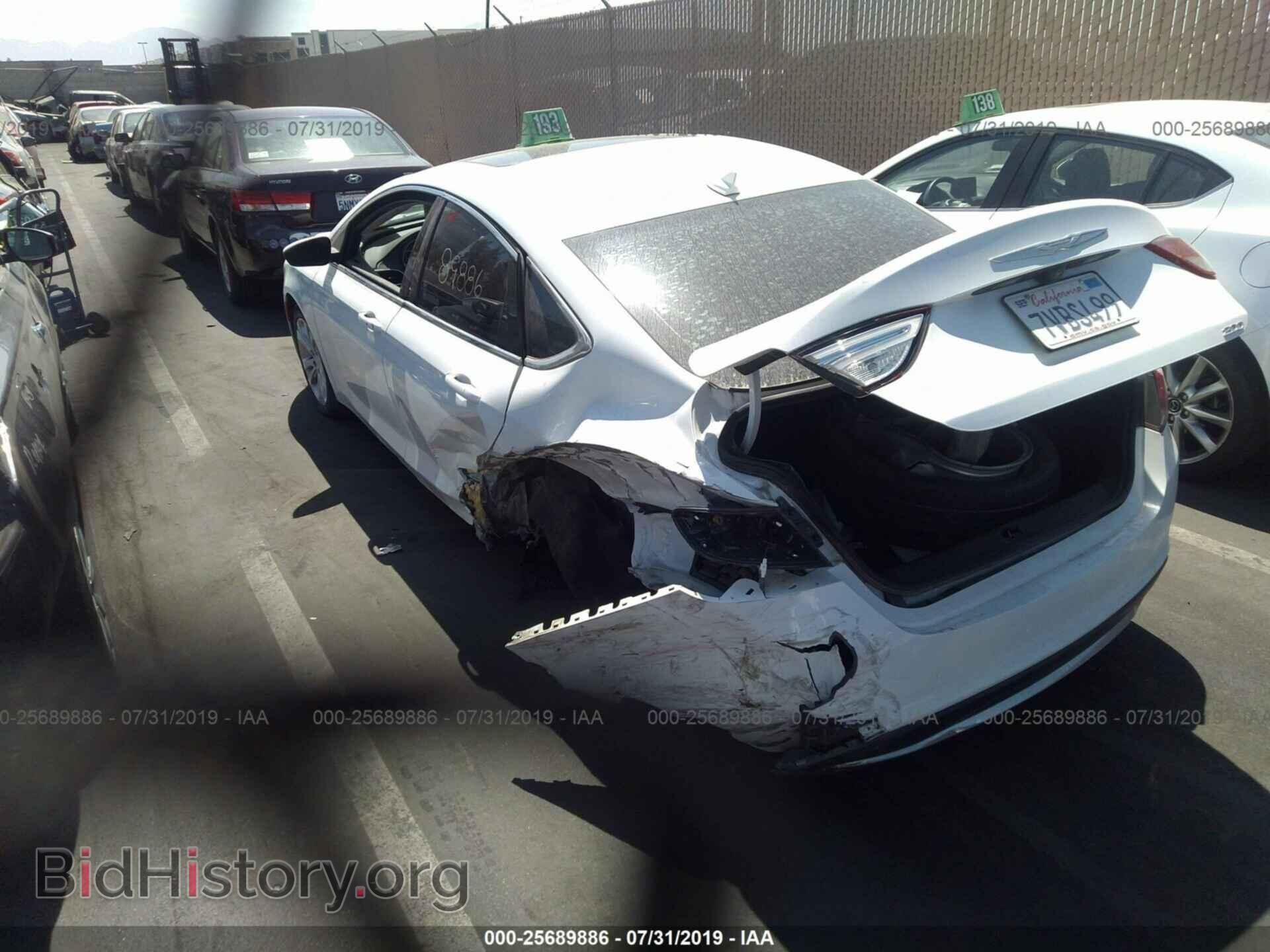2016 CHRYSLER 200 - VIN: 1C3CCCAB9GN115221 - Фото 3