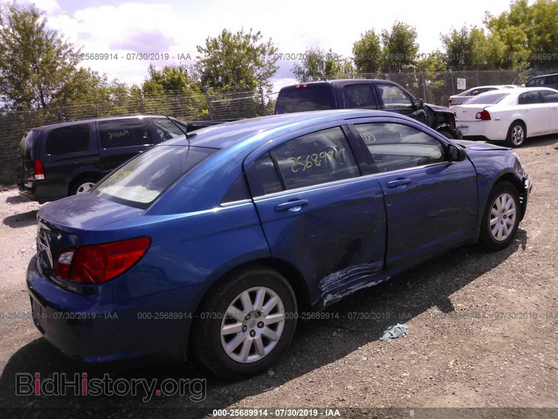 2010 CHRYSLER SEBRING - VIN: 1C3CC4FB9AN171813 - Фото 4
