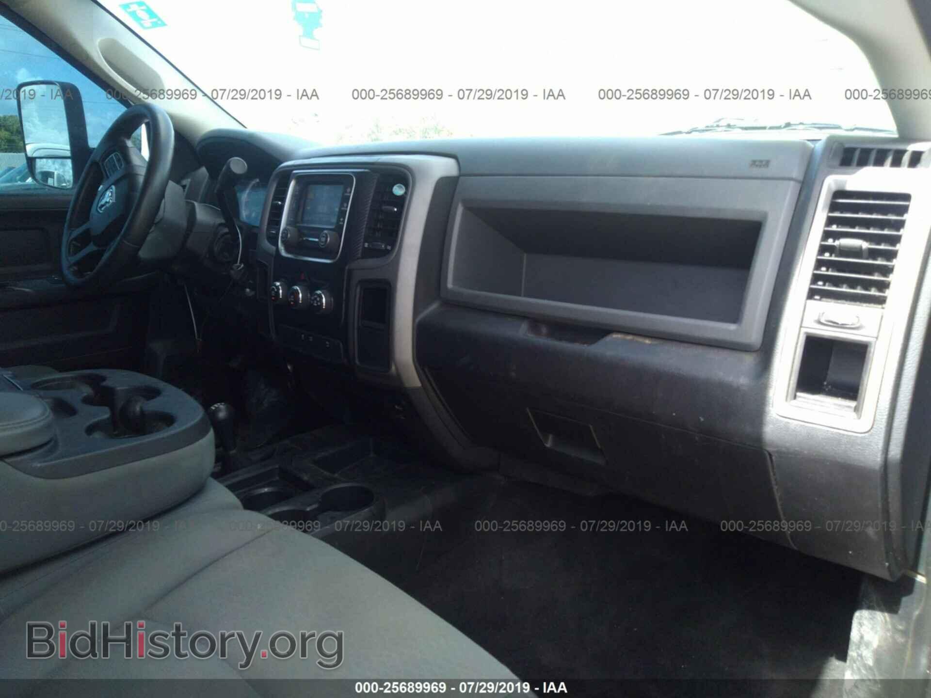 2015 RAM 2500 - VIN: 3C6UR5CJXFG679523 - Фото 5