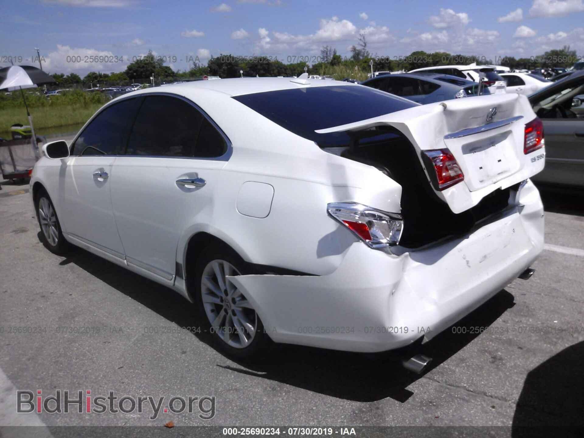 2011 LEXUS ES - VIN: JTHBK1EG3B2444591 - Фото 3
