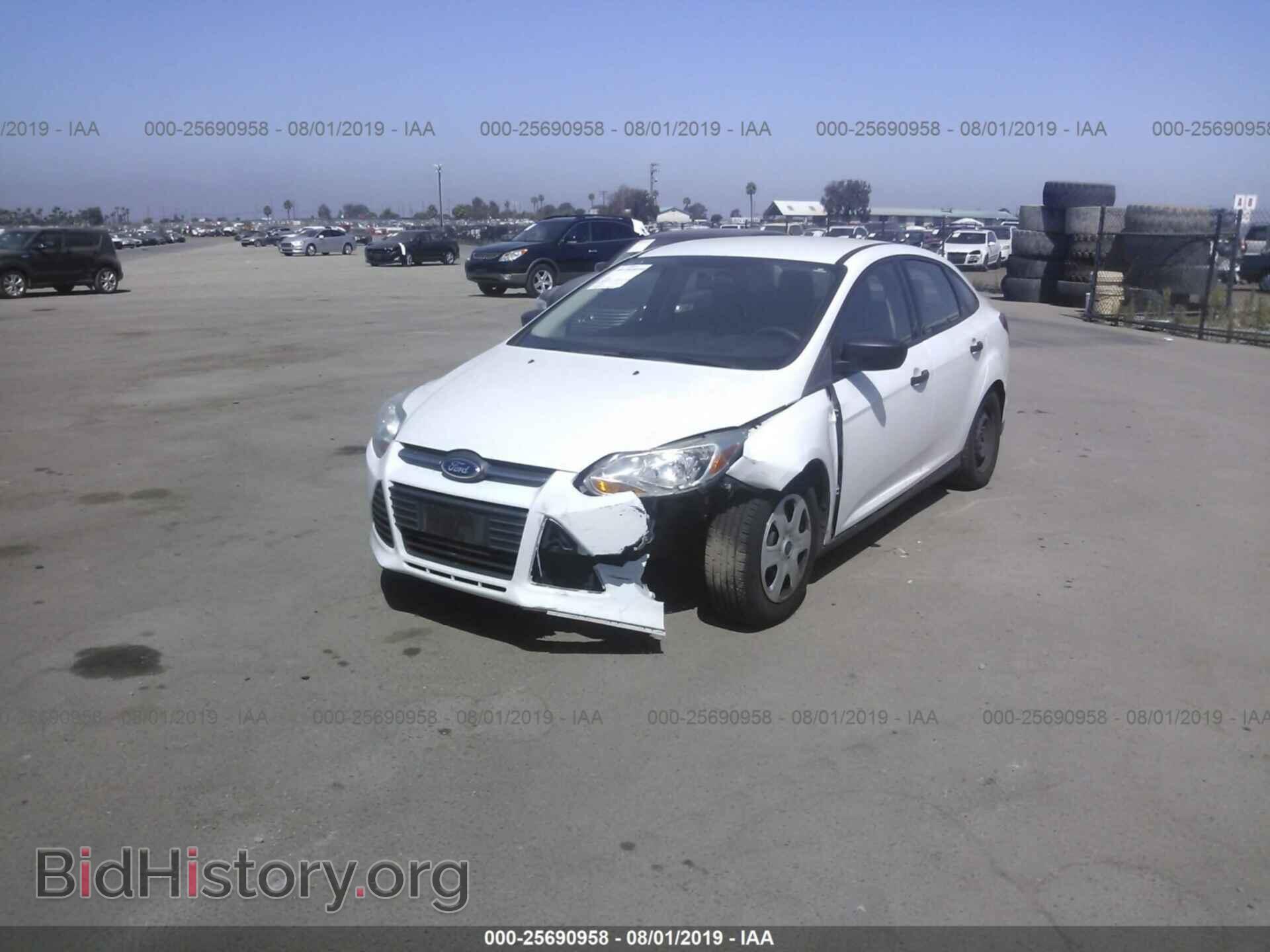 2014 FORD FOCUS - VIN: 1FADP3E26EL432113 - Photo 2