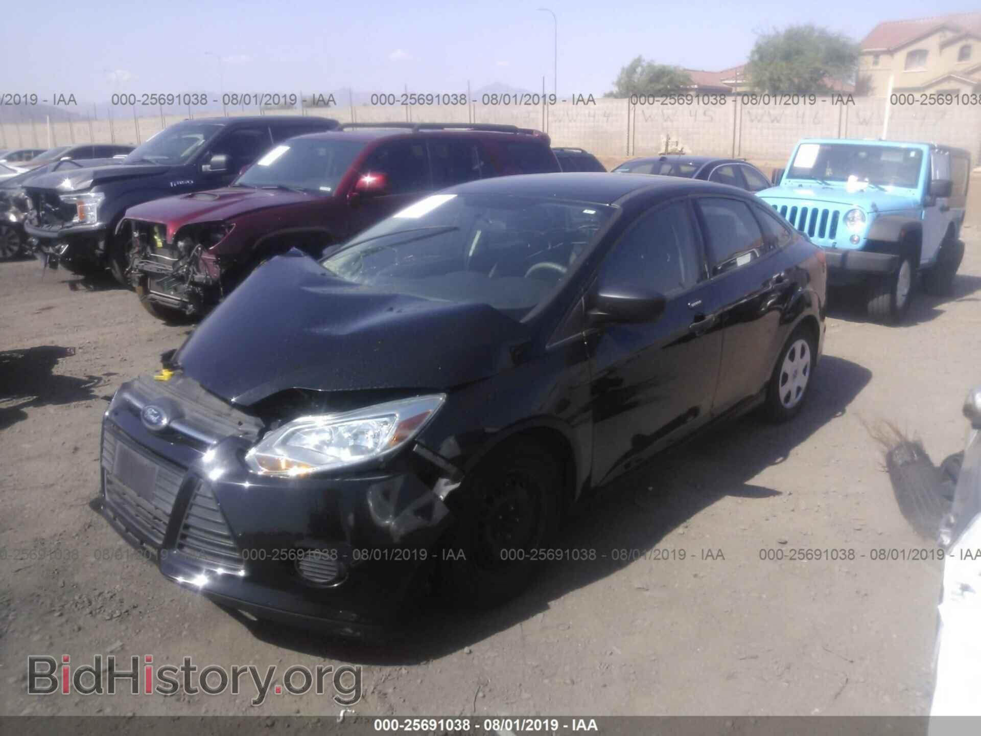 2014 FORD FOCUS - VIN: 1FADP3E27EL381706 - Photo 2