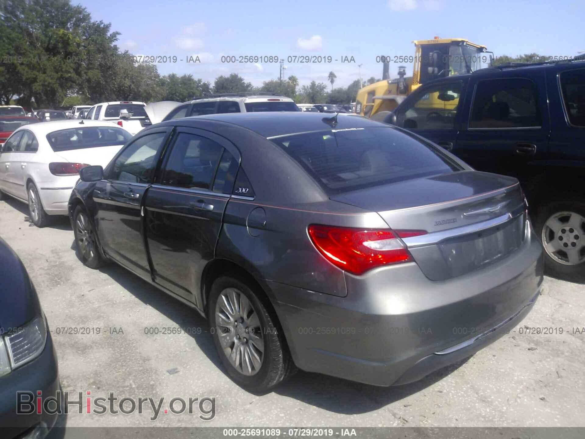 2012 CHRYSLER 200 - VIN: 1C3CCBAB9CN268587 - Фото 3