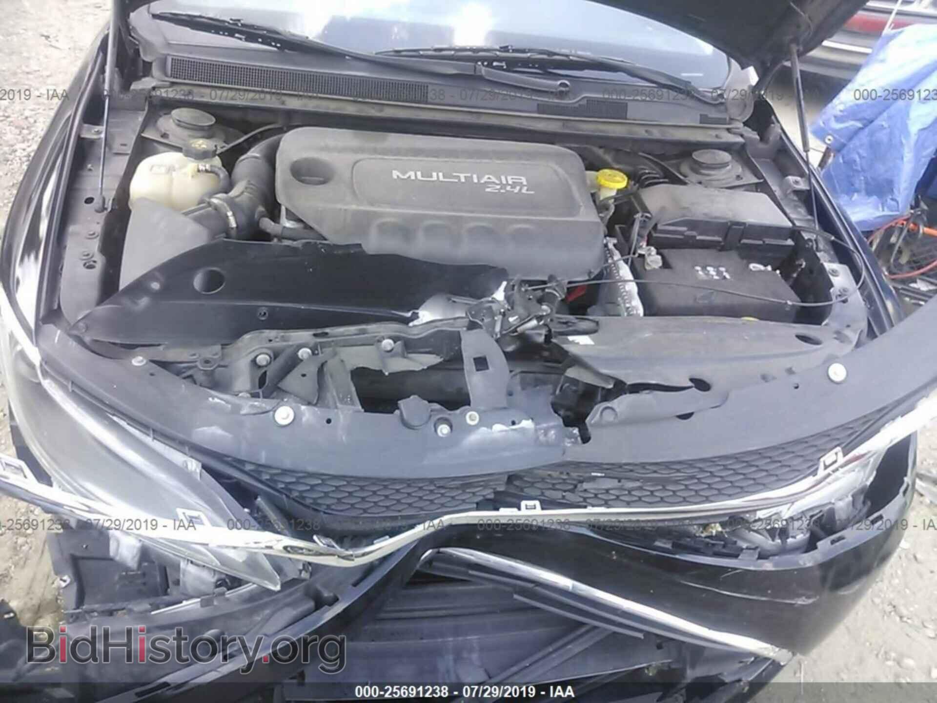2016 CHRYSLER 200 - VIN: 1C3CCCAB4GN136302 - Photo 10
