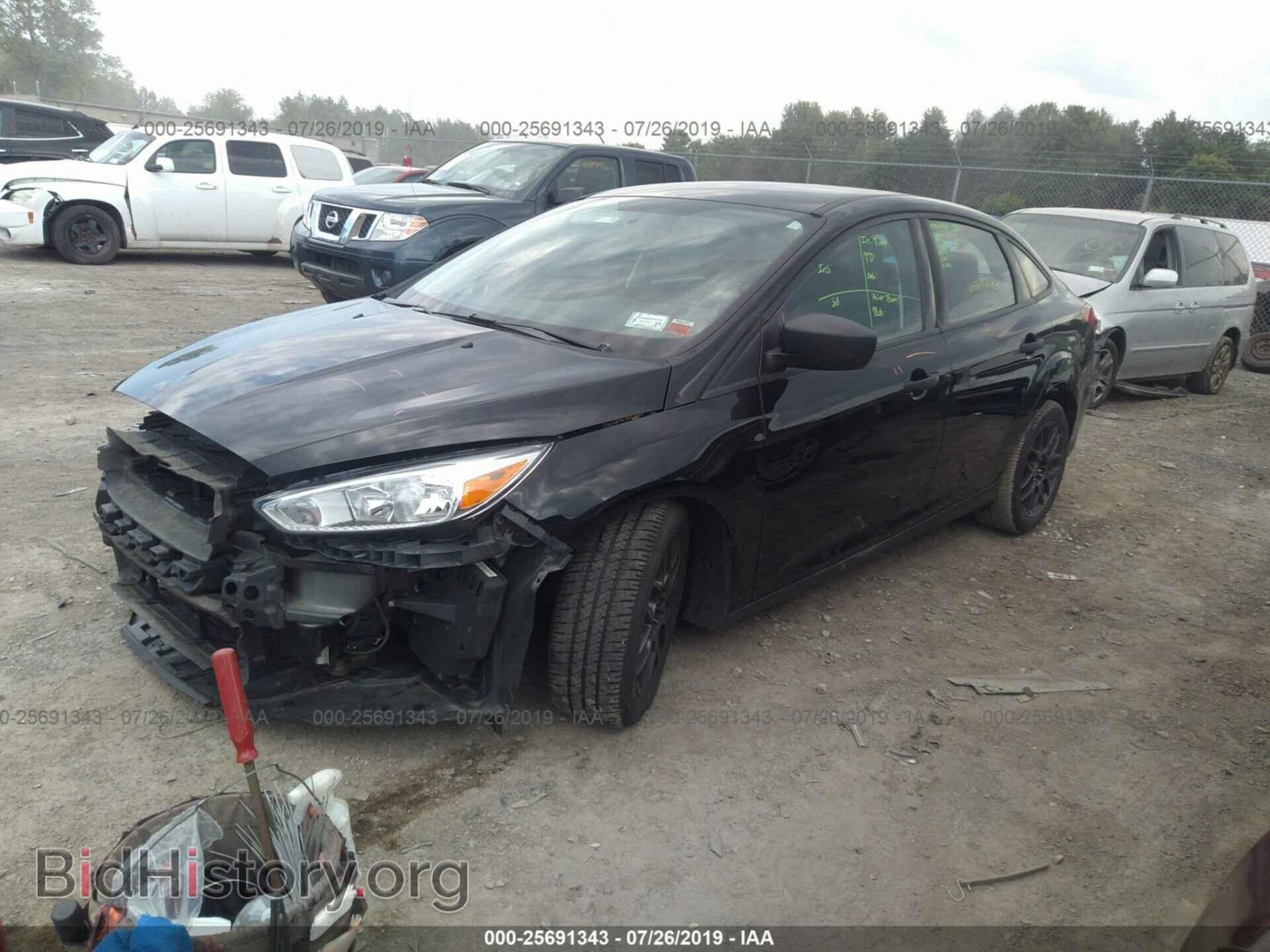 2016 FORD FOCUS - VIN: 1FADP3E28GL258211 - Фото 2