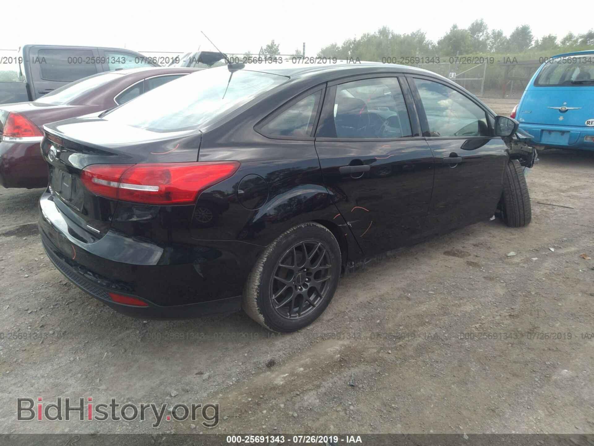 2016 FORD FOCUS - VIN: 1FADP3E28GL258211 - Фото 4