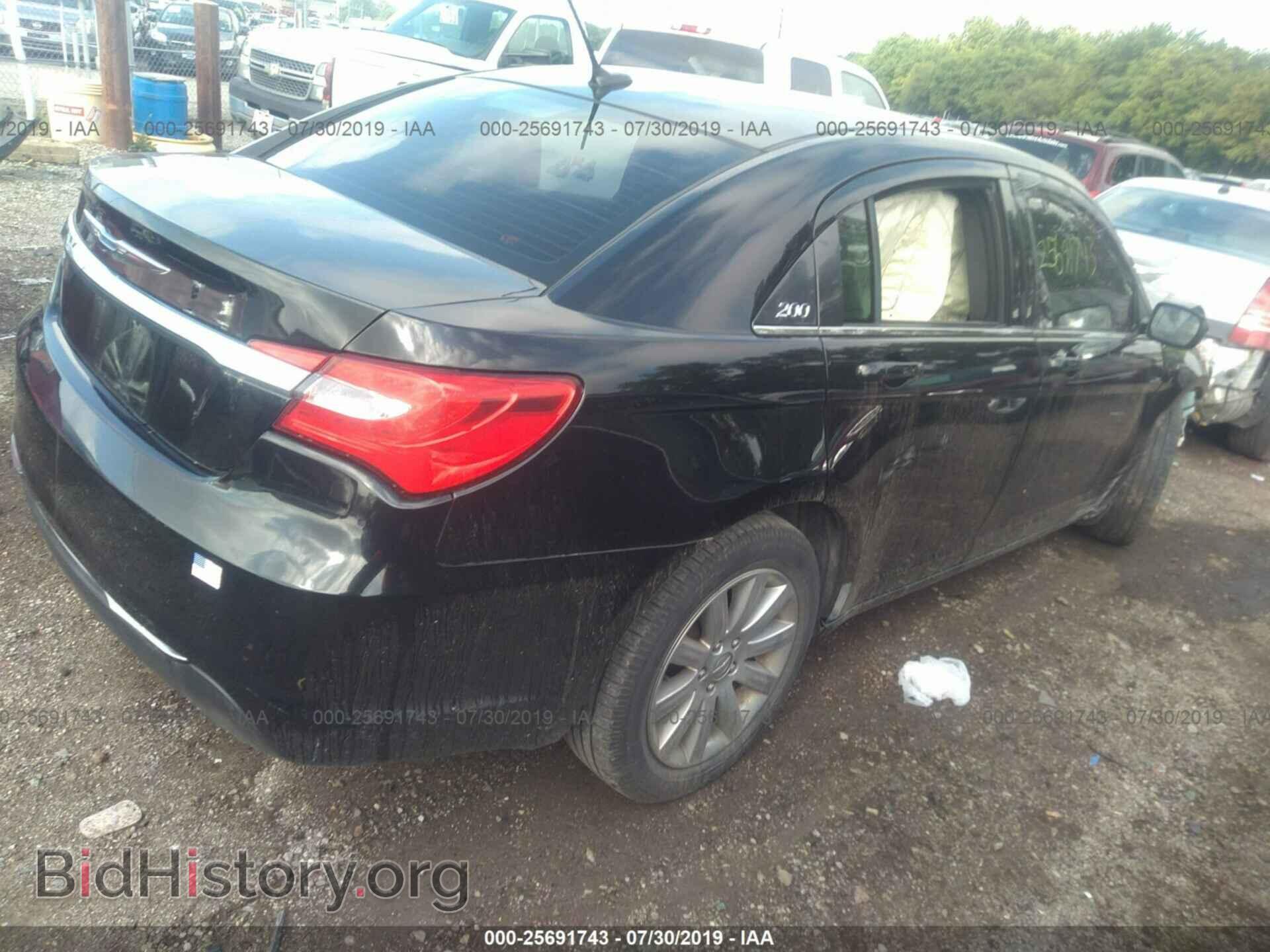 2011 CHRYSLER 200 - VIN: 1C3BC1FG7BN593179 - Фото 4