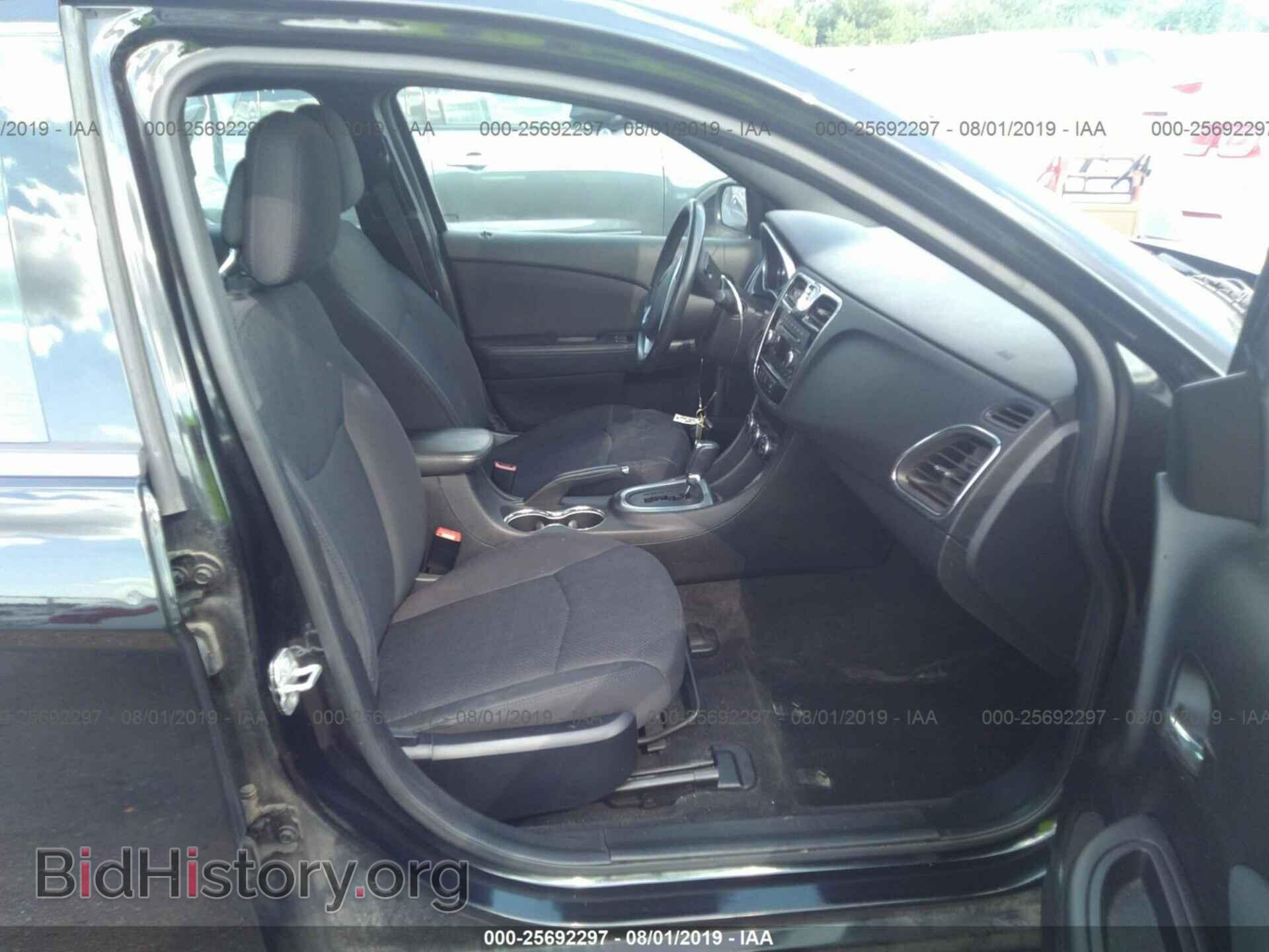 2012 CHRYSLER 200 - VIN: 1C3CCBBG5CN302177 - Фото 5